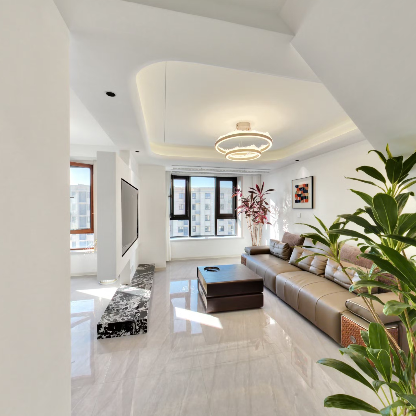 新干线上跃户型，户型方正，采光好视野佳。