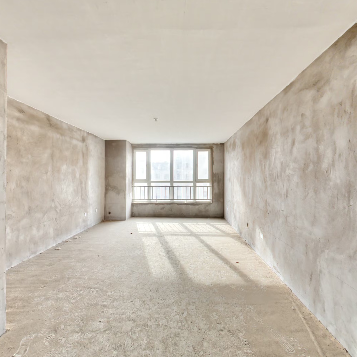 钢混结构 南北通透板楼 中间楼层 视野开阔 距高铁站近