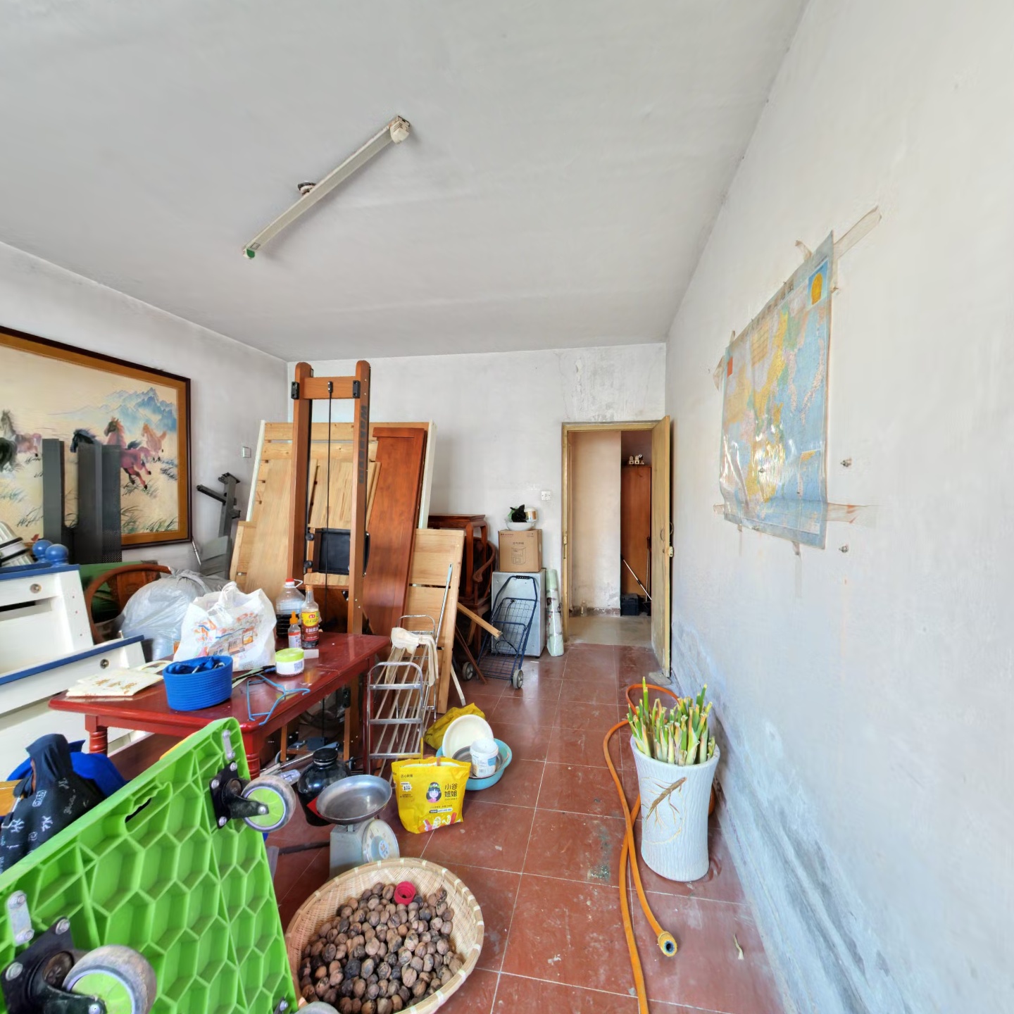 市区兴泰花园别墅 种菜的地方足够大！