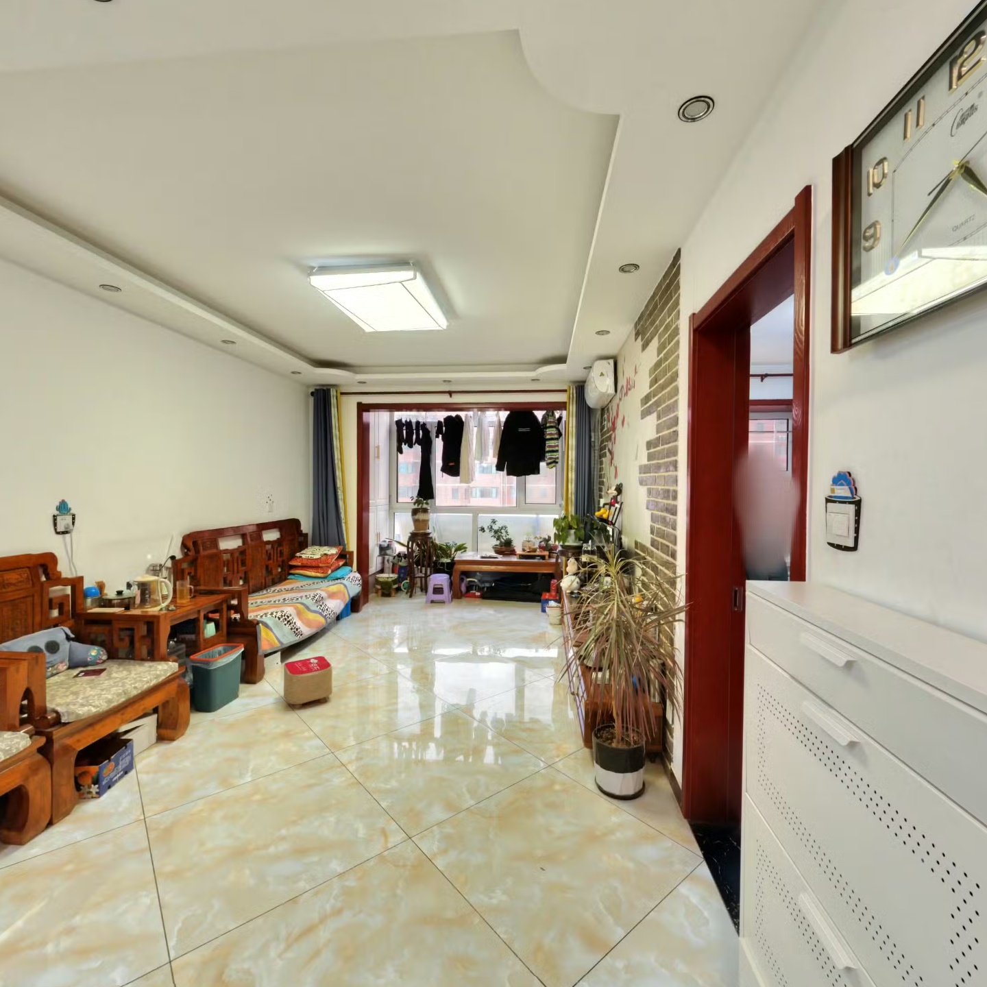 香邑溪谷南向两居，无遮挡，小区南侧位置