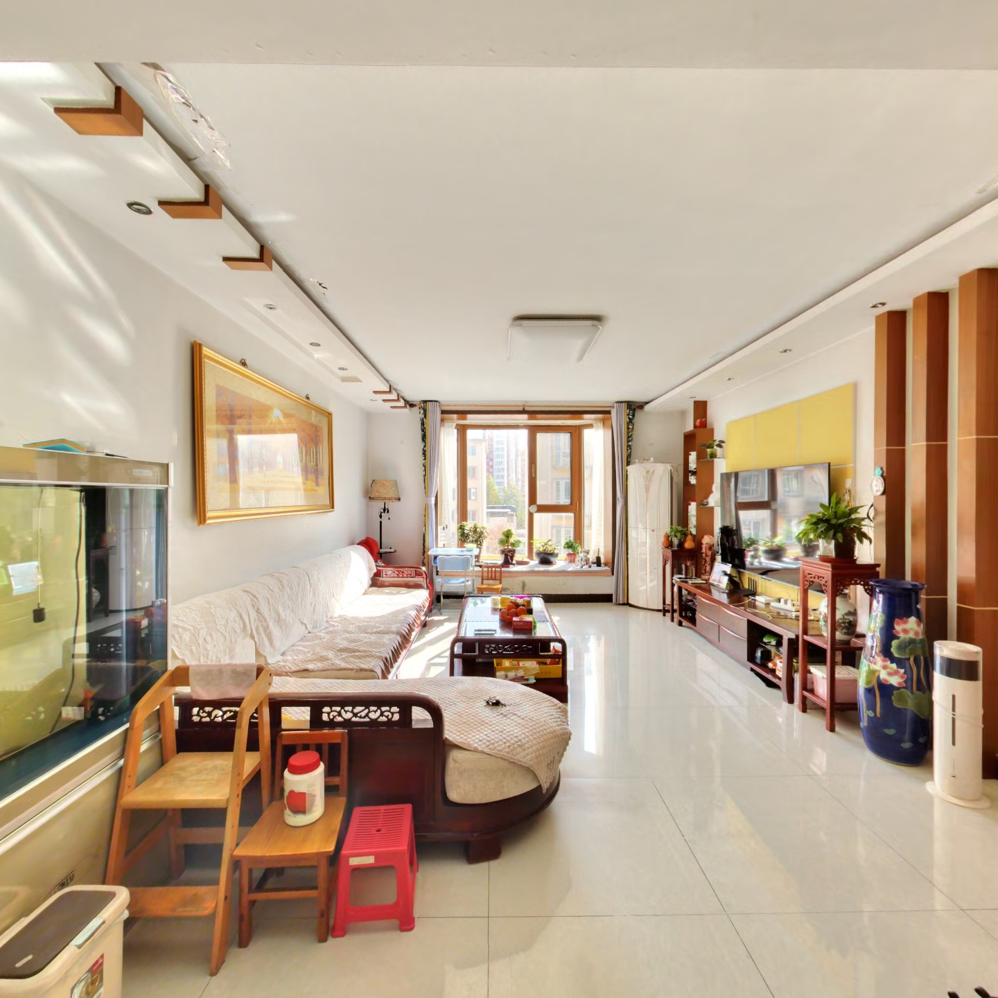 德信公园南侧 1梯2户 板楼公摊小 中间好楼层 南北通透