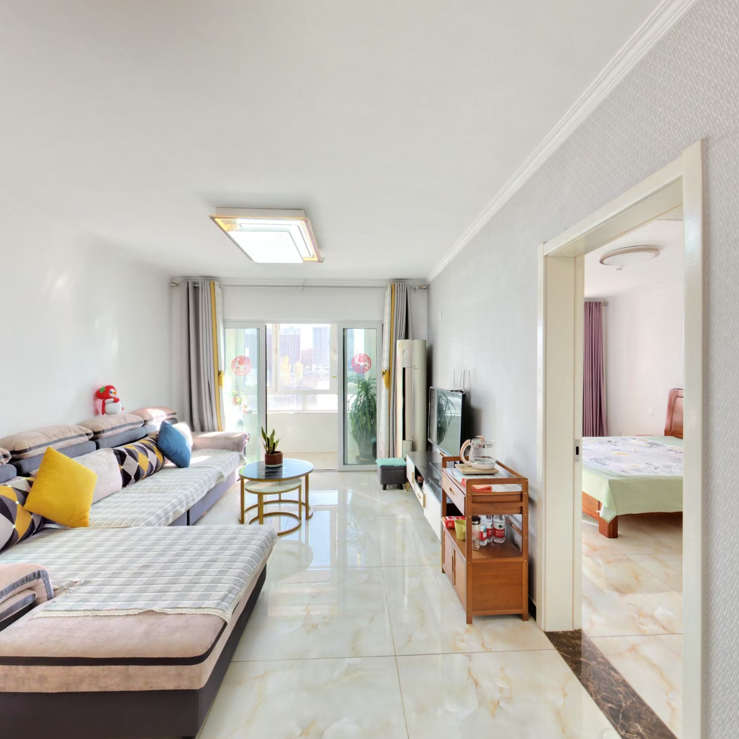 此房房本满二税费低，精装修自主标准