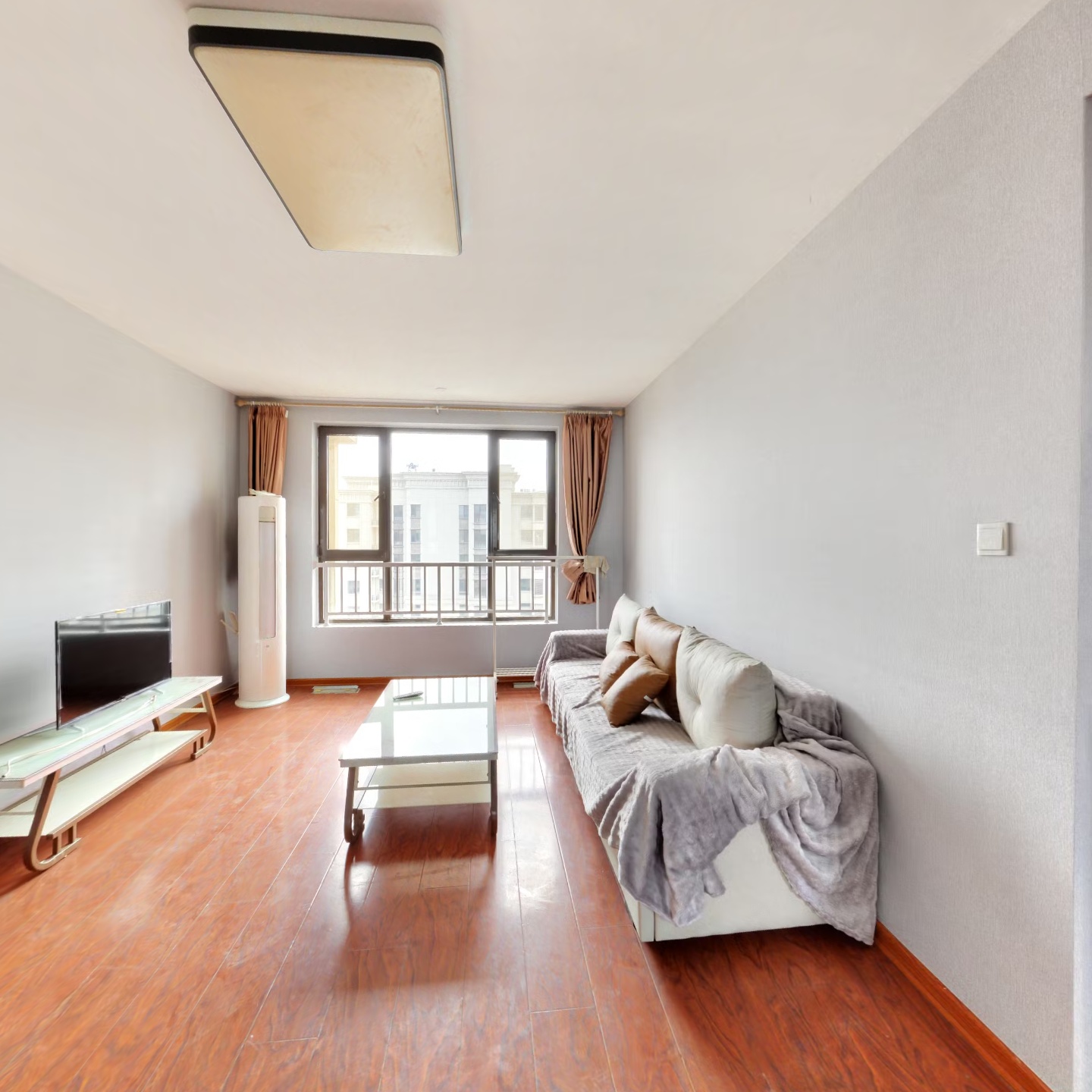 鸿坤理想湾北区 3室1厅 南 北