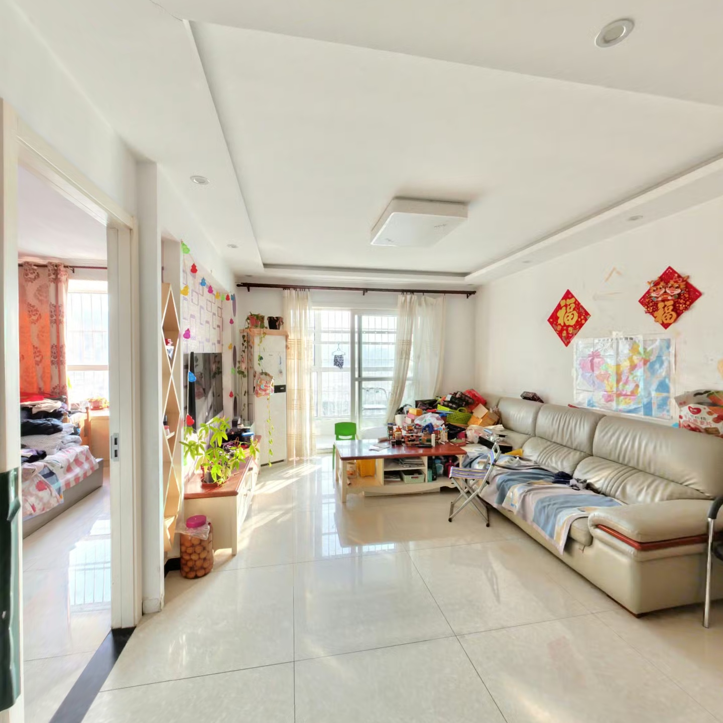 房子朝南两居室，采光无遮挡，房本满二。