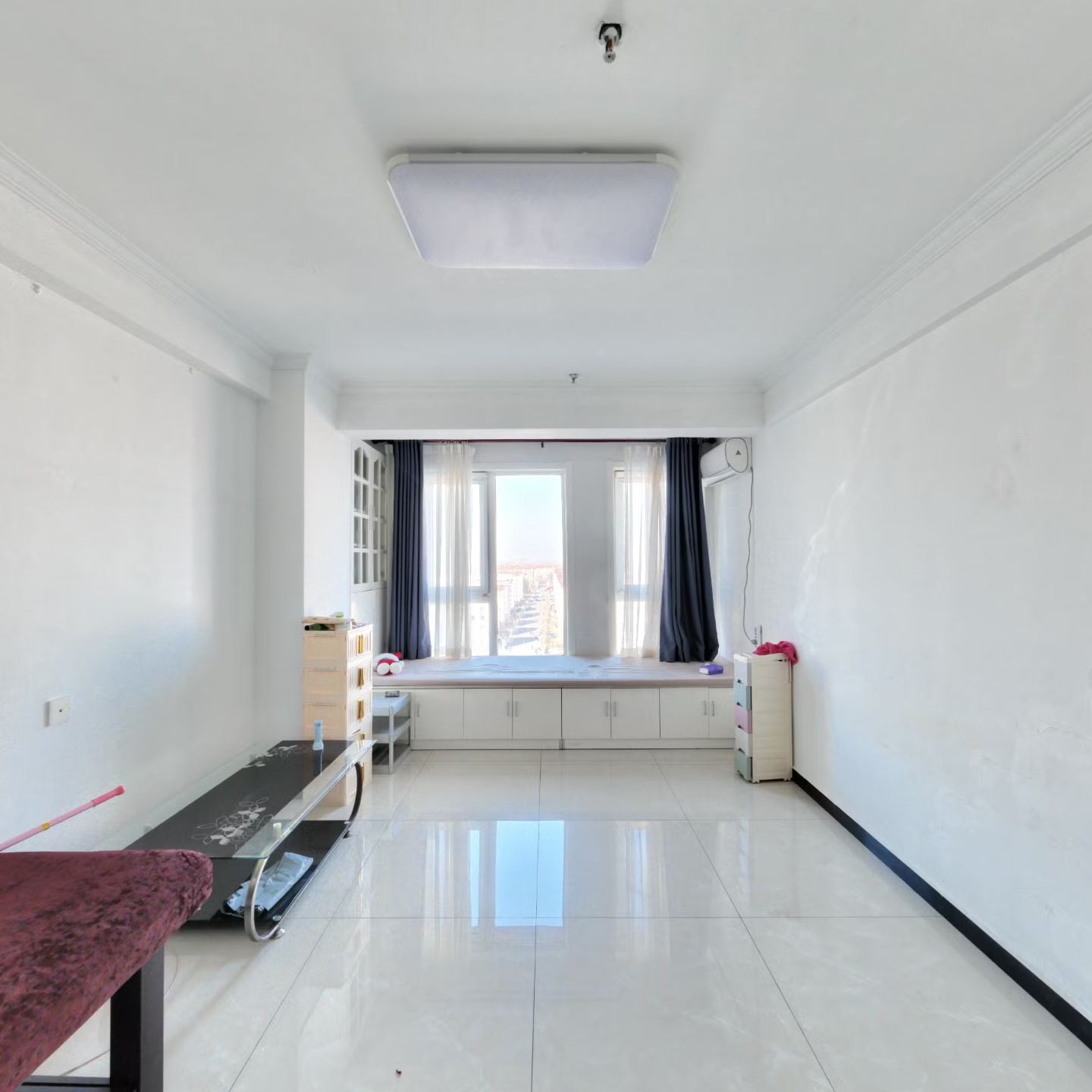 钻石广场 2室1厅 东 北