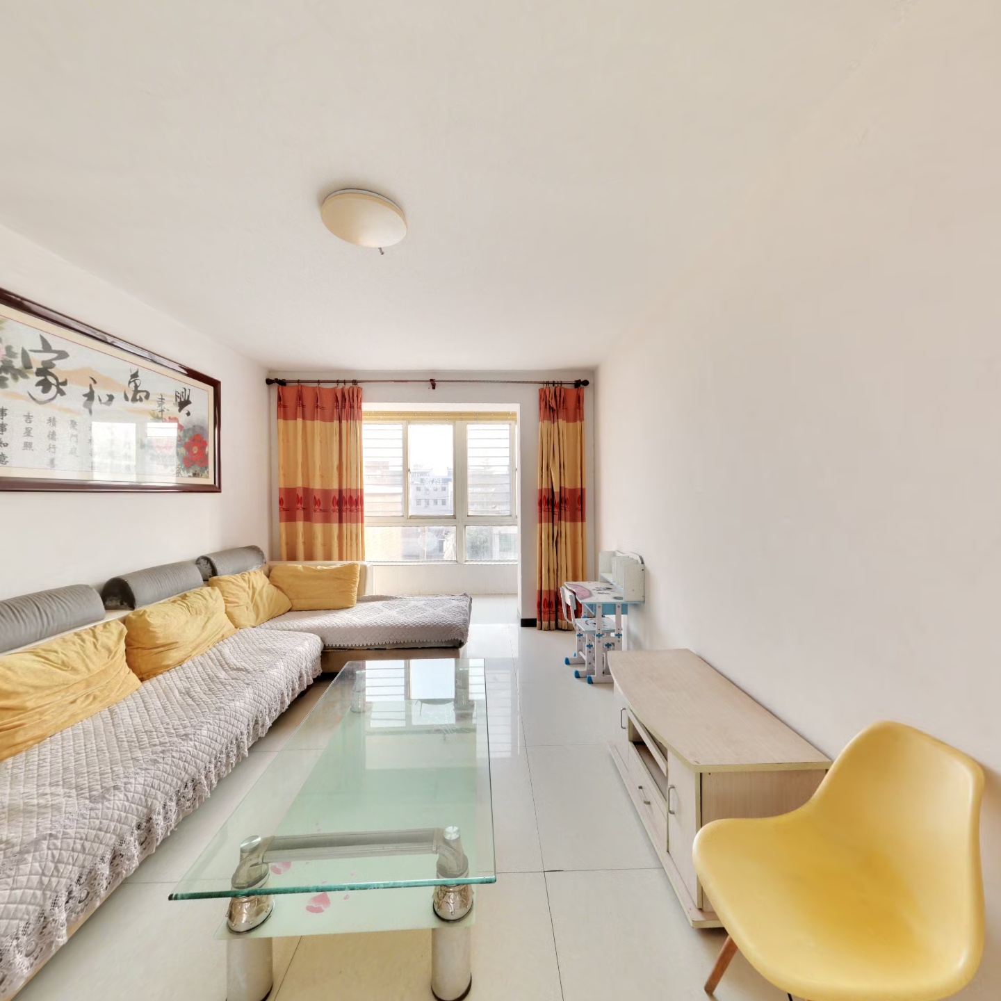 经典版楼，大两居室，满五不唯一，南北通透，格局好。