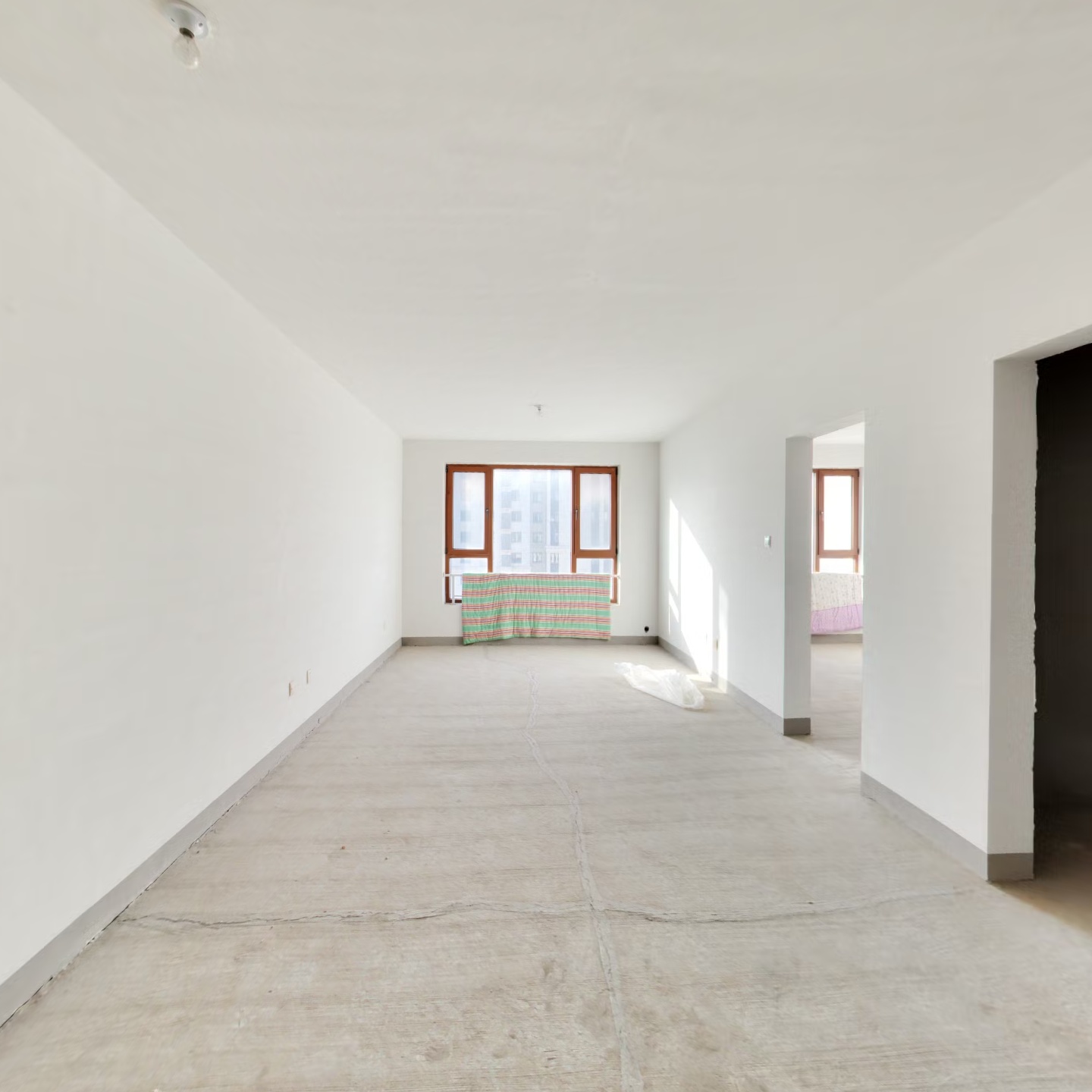 高铁新干线 2室2厅 南