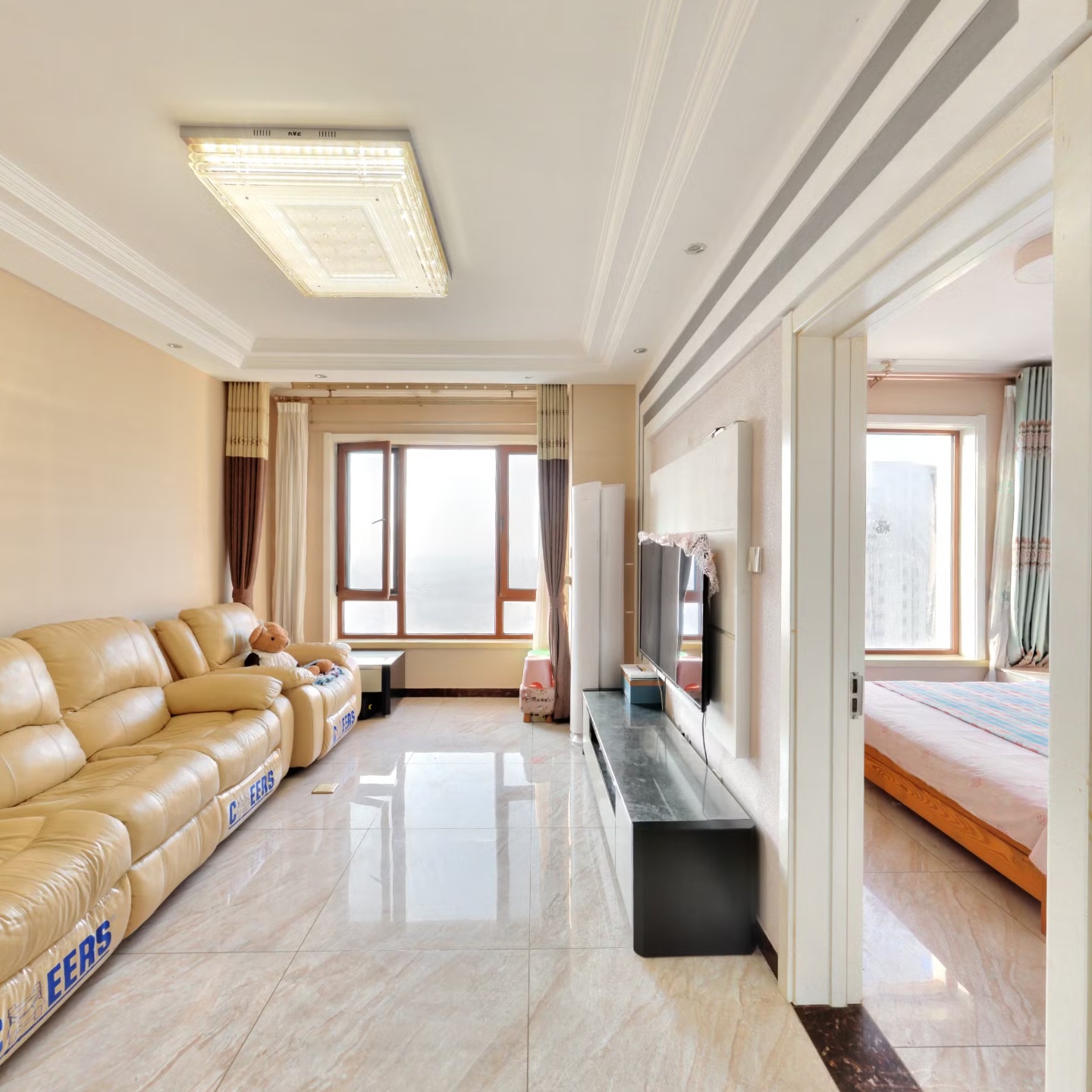 高铁新干线 2室2厅 南