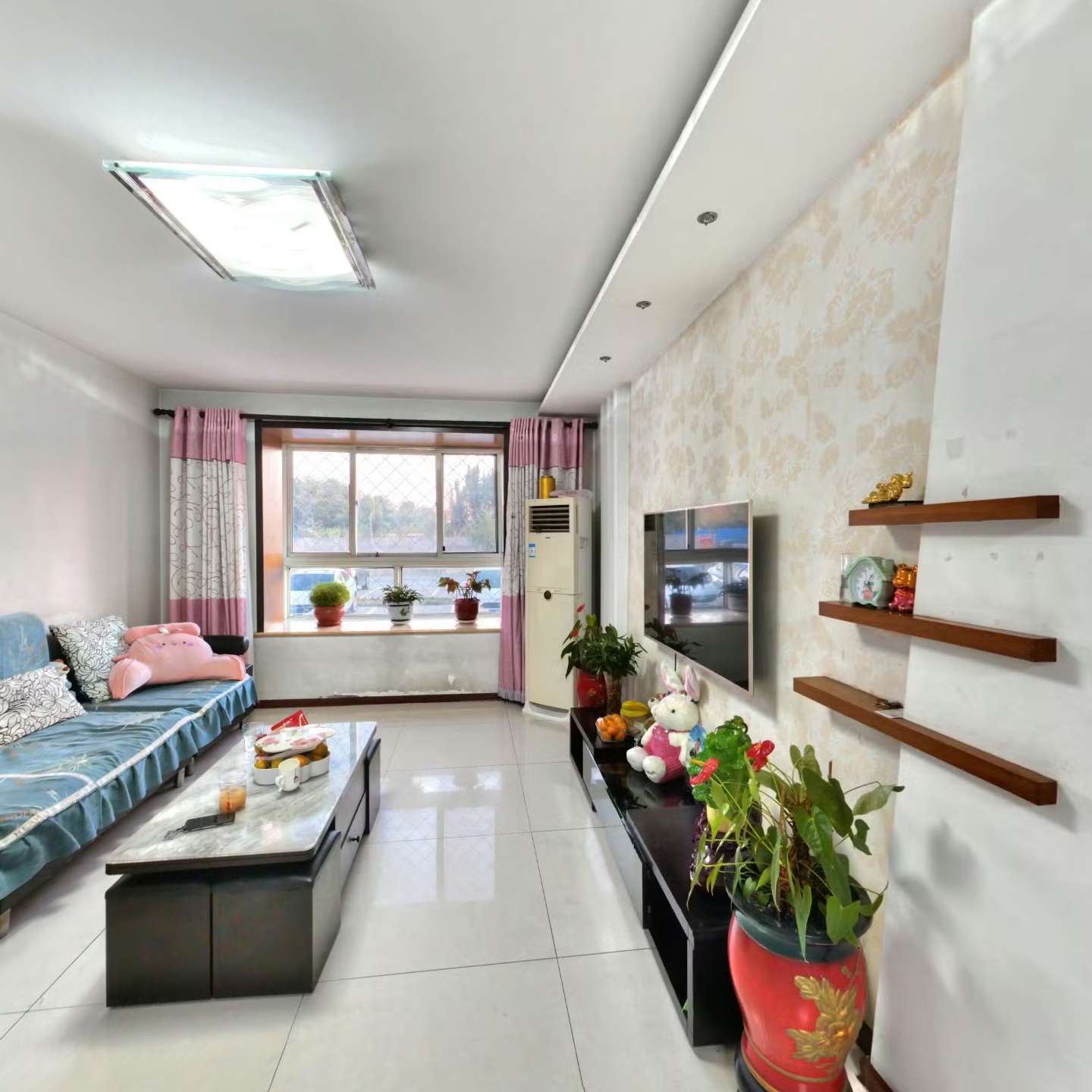 位于冠云中路  七十年大产权 南北通透