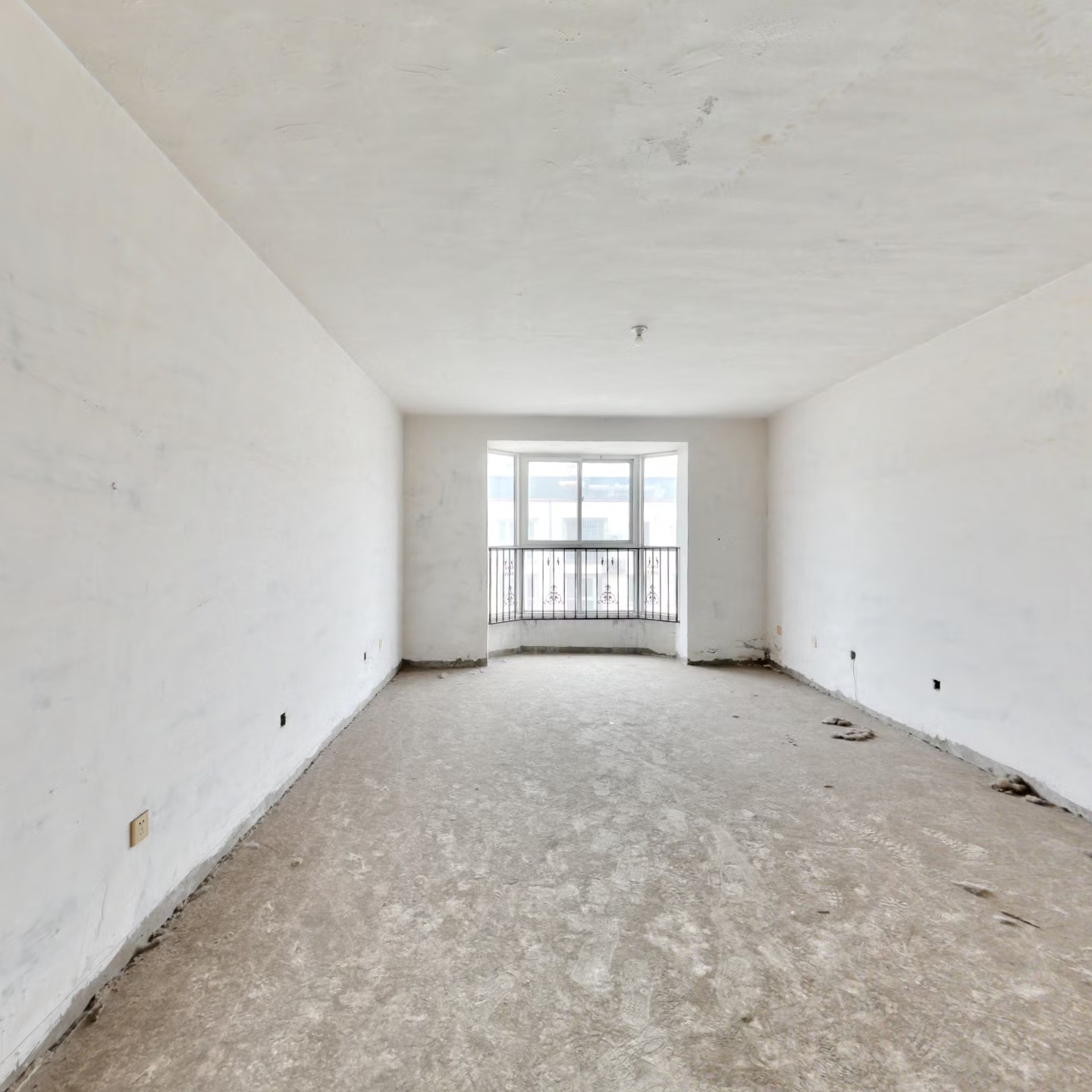 名流枫景洋房 3室2厅 南