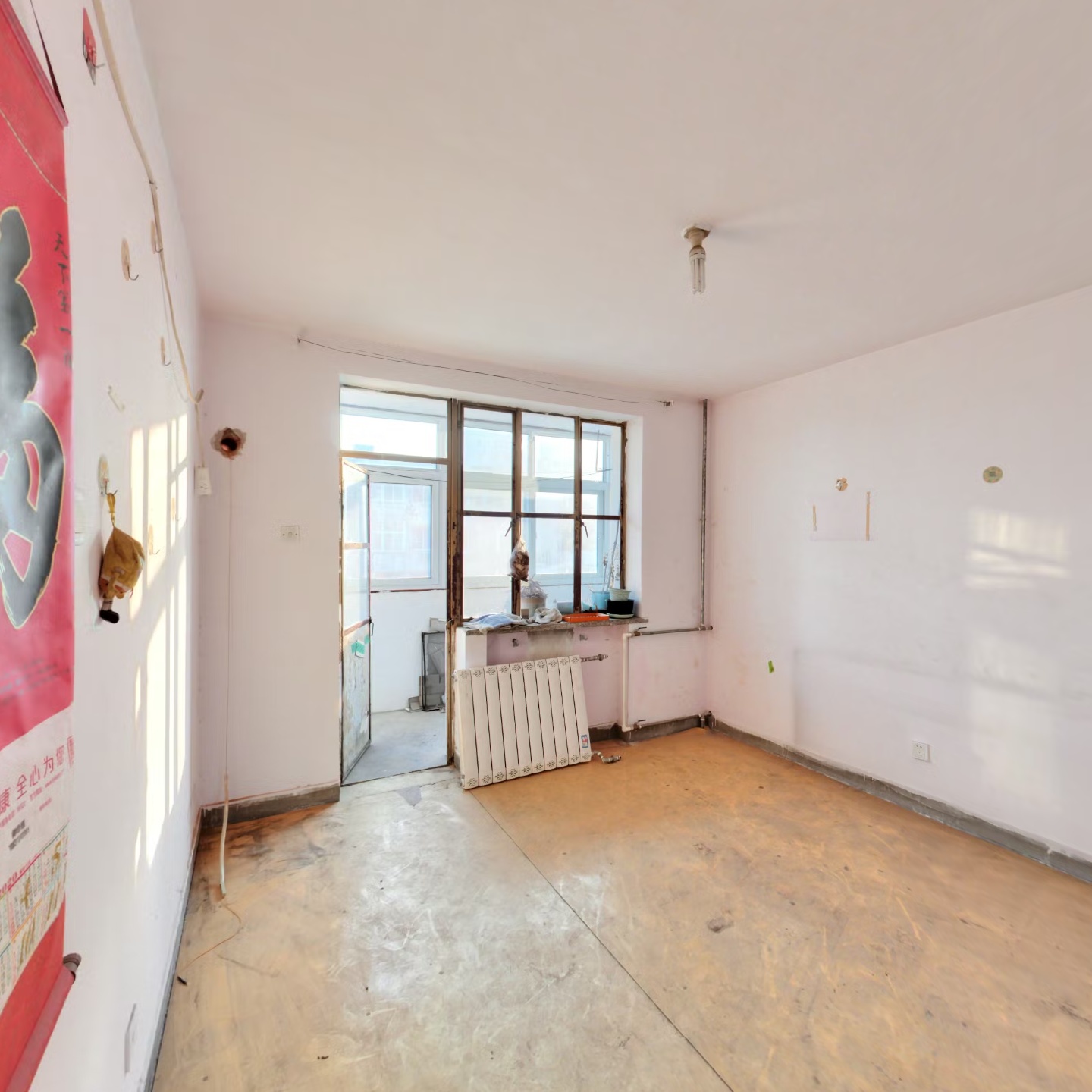 南北通透两居室 满五税费低 停车方便户型方正