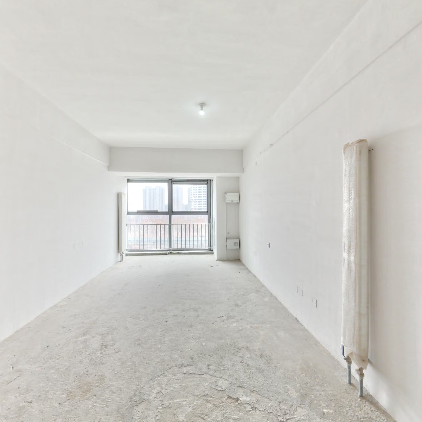 房新.户型方正.税费低 楼层好 视野开阔 全天采光.