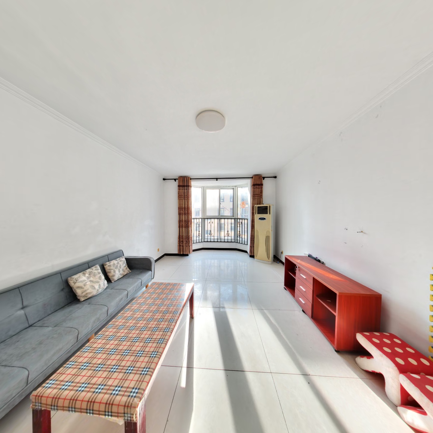 中间楼层，南北通透三居室，满五唯一