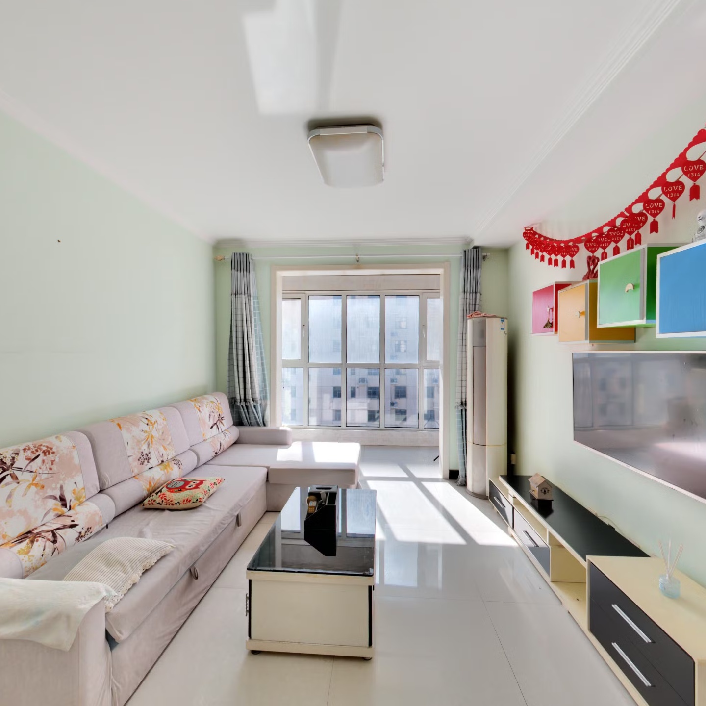 开发区电梯南向两居精装总价低税费低