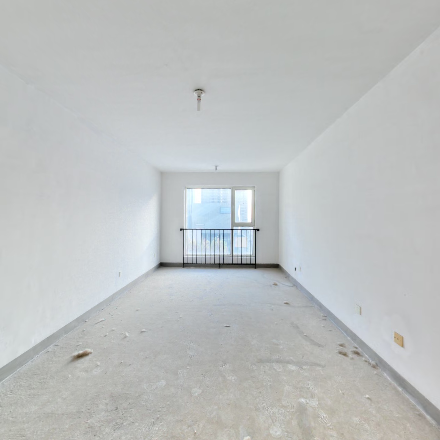 狮子城三局业主诚心出售毛坯随意装修