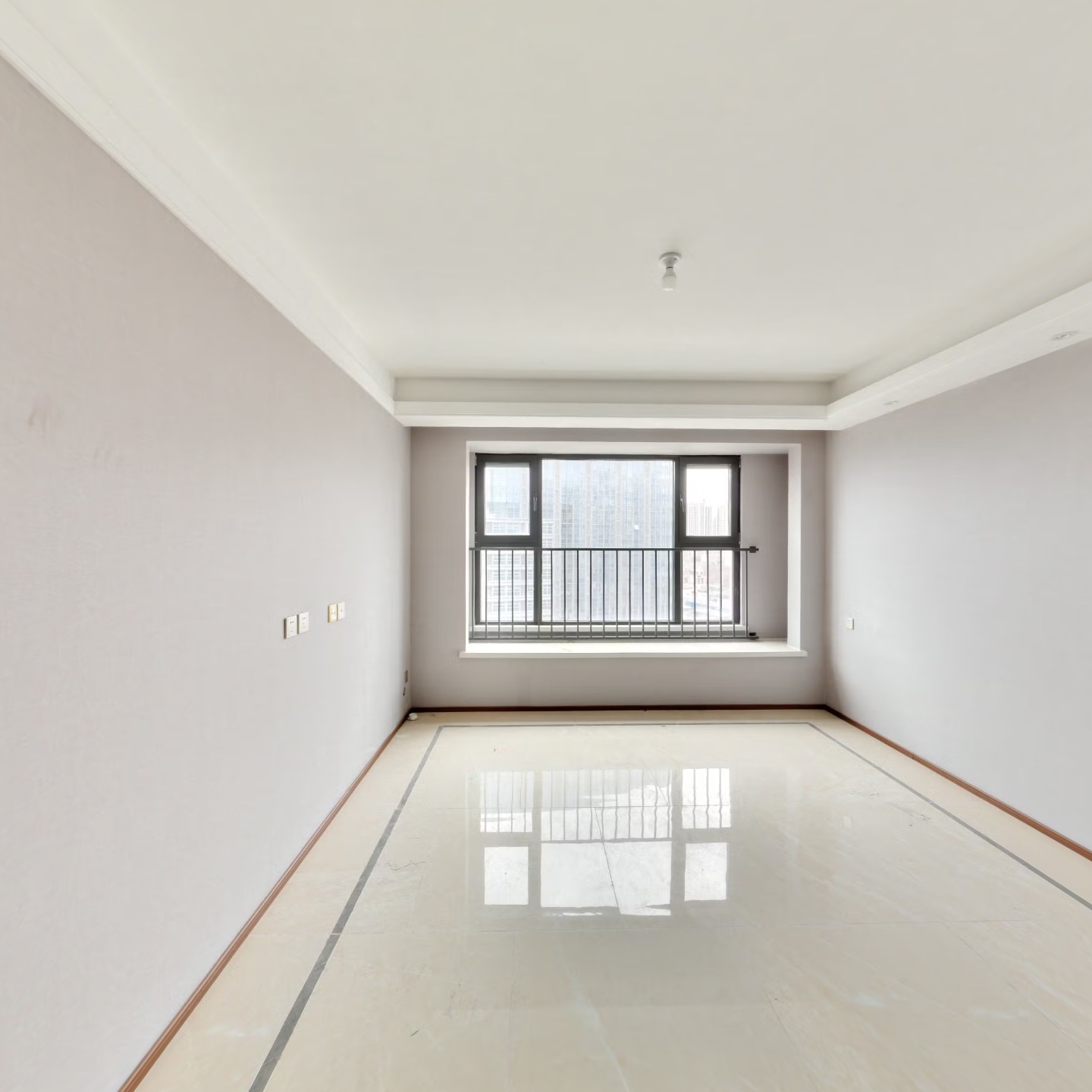 华远海蓝城 3室1厅 南 北