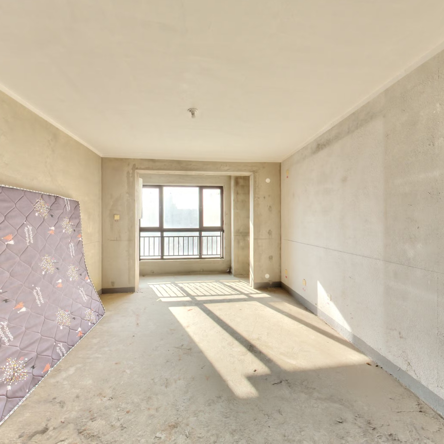 天伦湾嘉园好楼层 样板间户型  随时过户