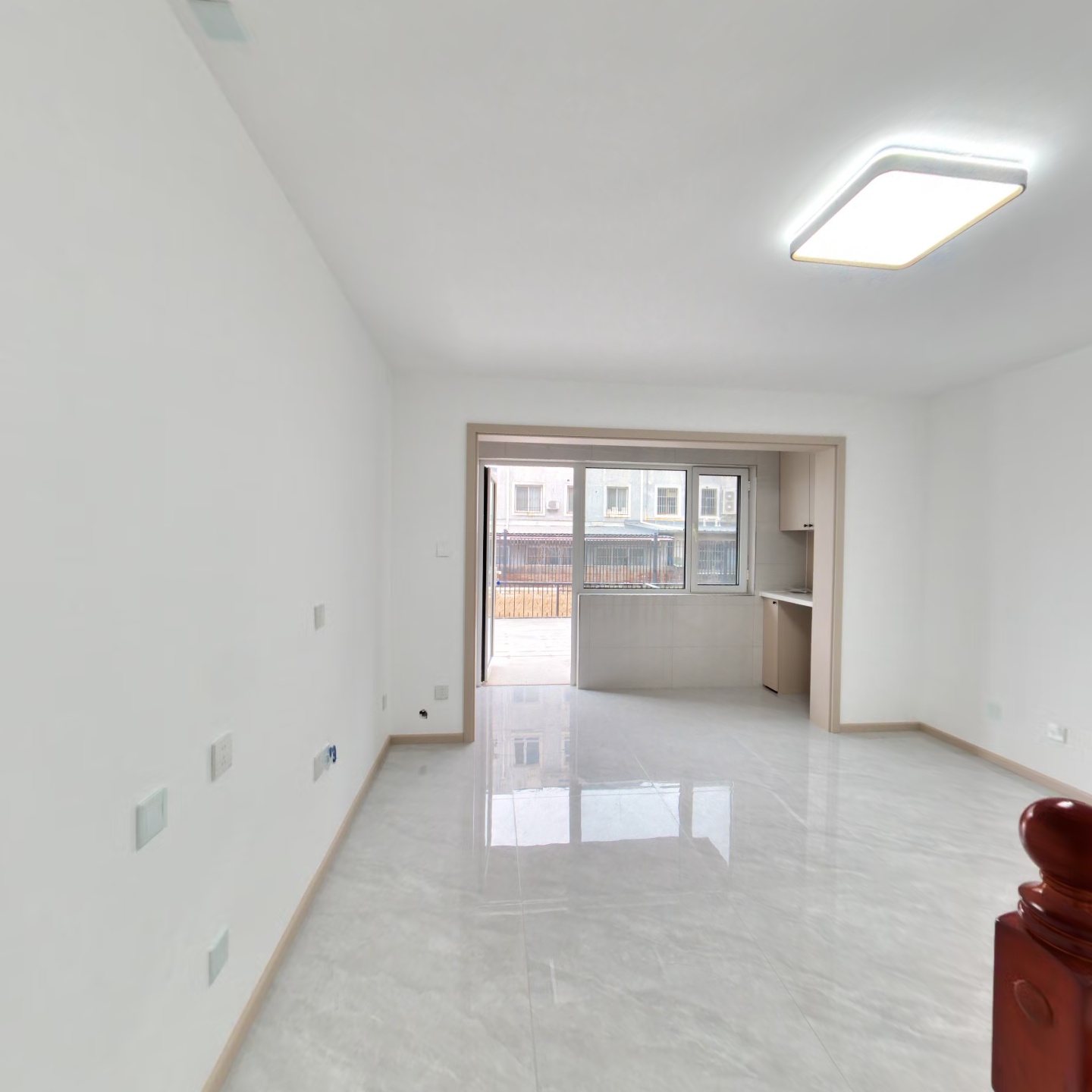 香邑溪谷洋房 下跃，边户，大院子，带装修