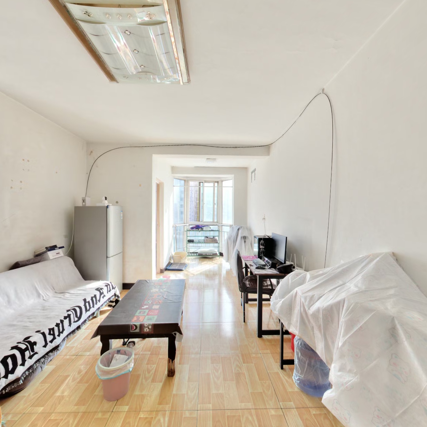 房子集中供暖，房本满二，房主诚意出售。