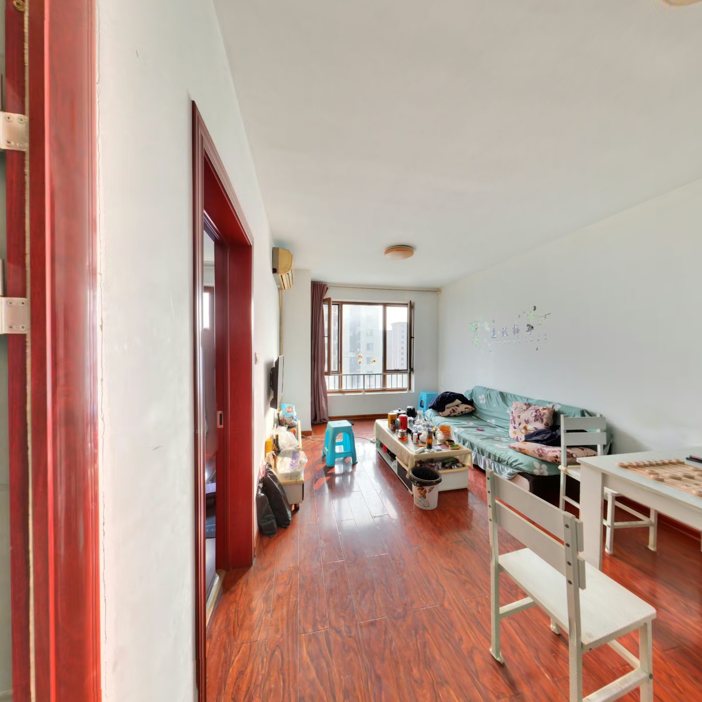 户型方正，采光充足，带装修，视野开阔