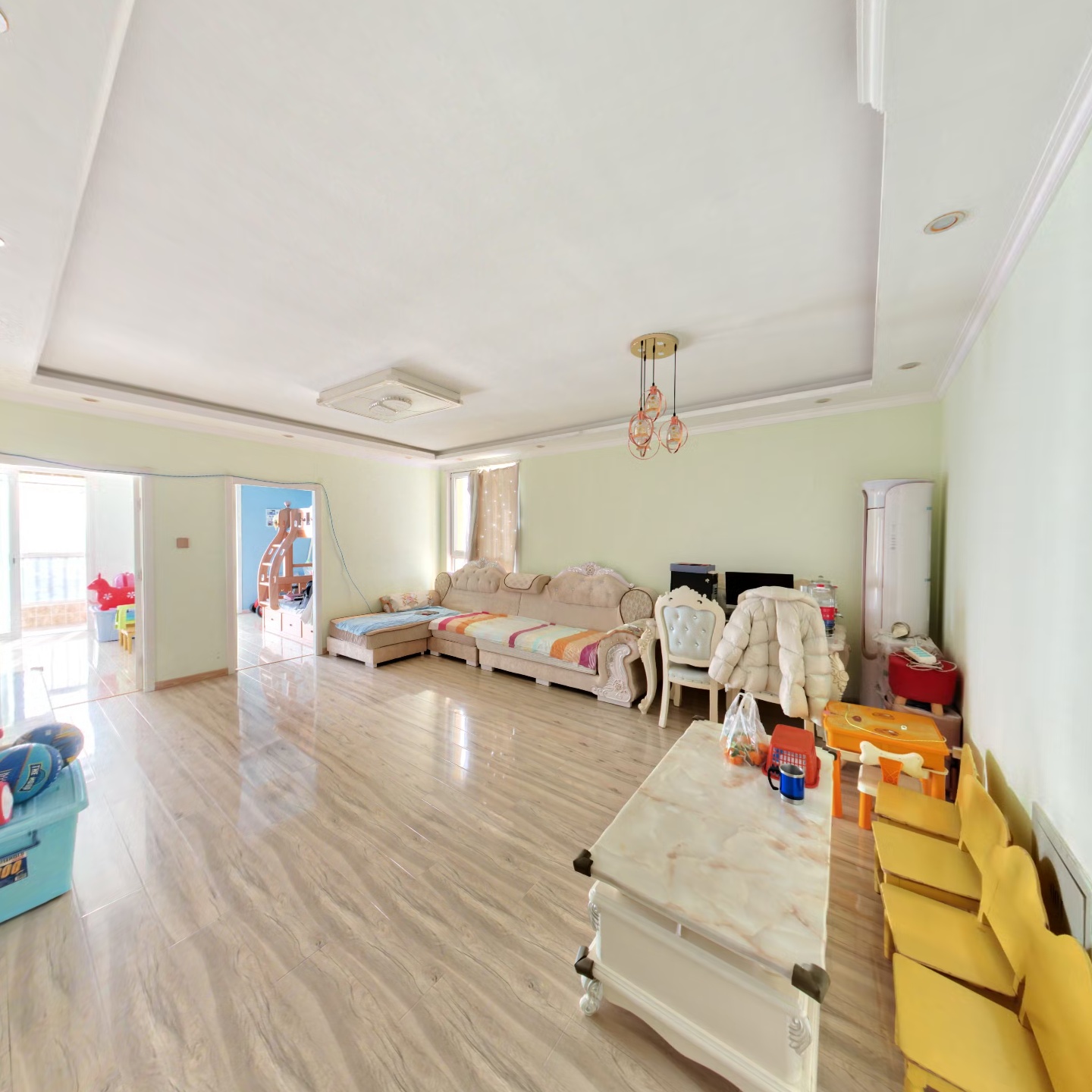 此房满五唯一 东南西朝向两居室 采光视野好