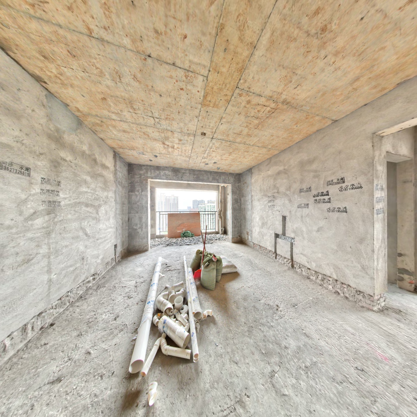 九华城芯、楼下有吉利、上江声，3房2卫人车分流