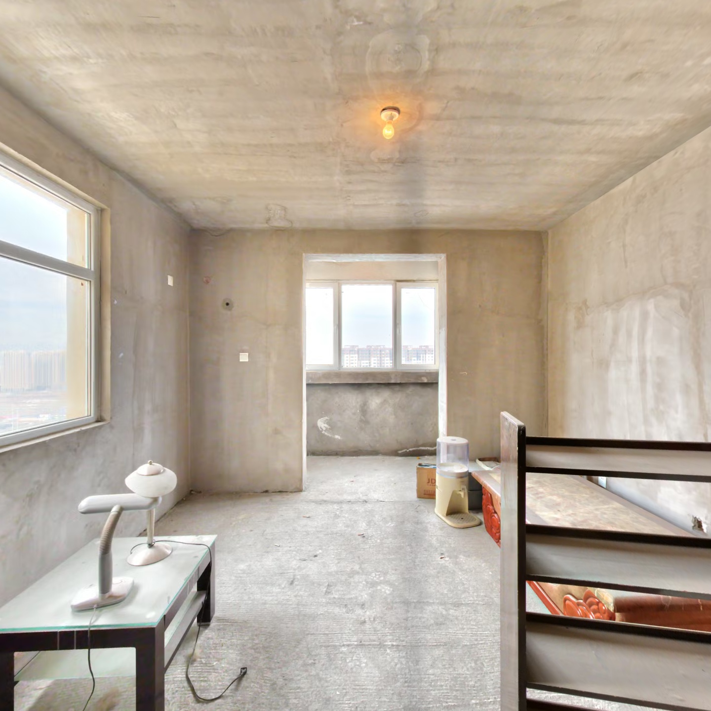 14栋楼大社区，高绿化，带水系，方正一居室