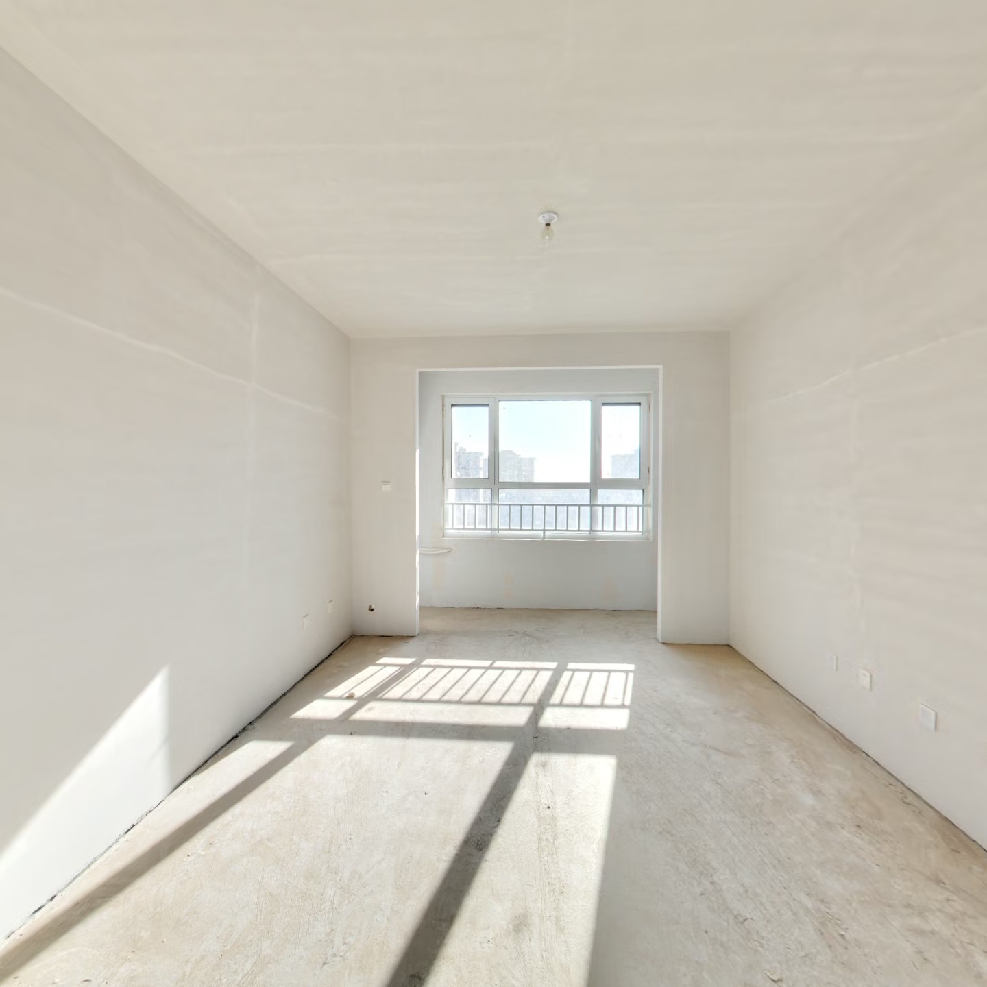 印象城，新小区，近高铁，配套成熟