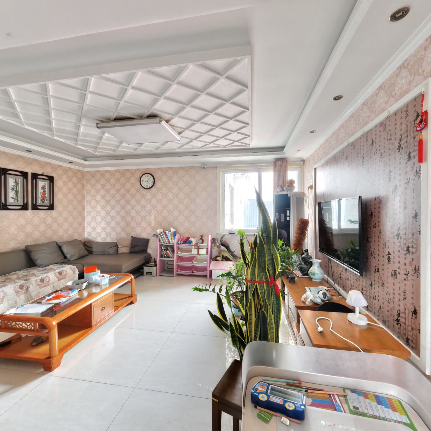 翔天万和城 南北通透三居 精装修自住 南北通透