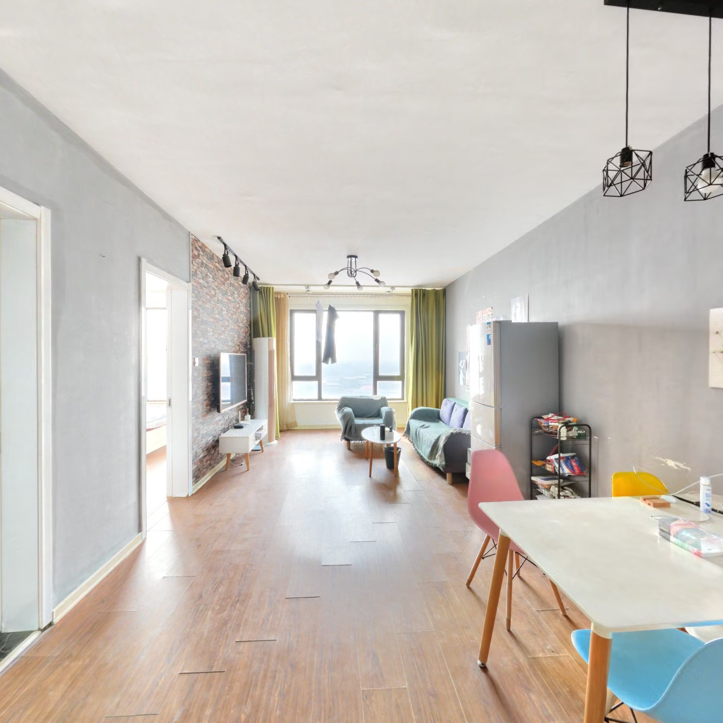 高铁新干线 2室1厅 南