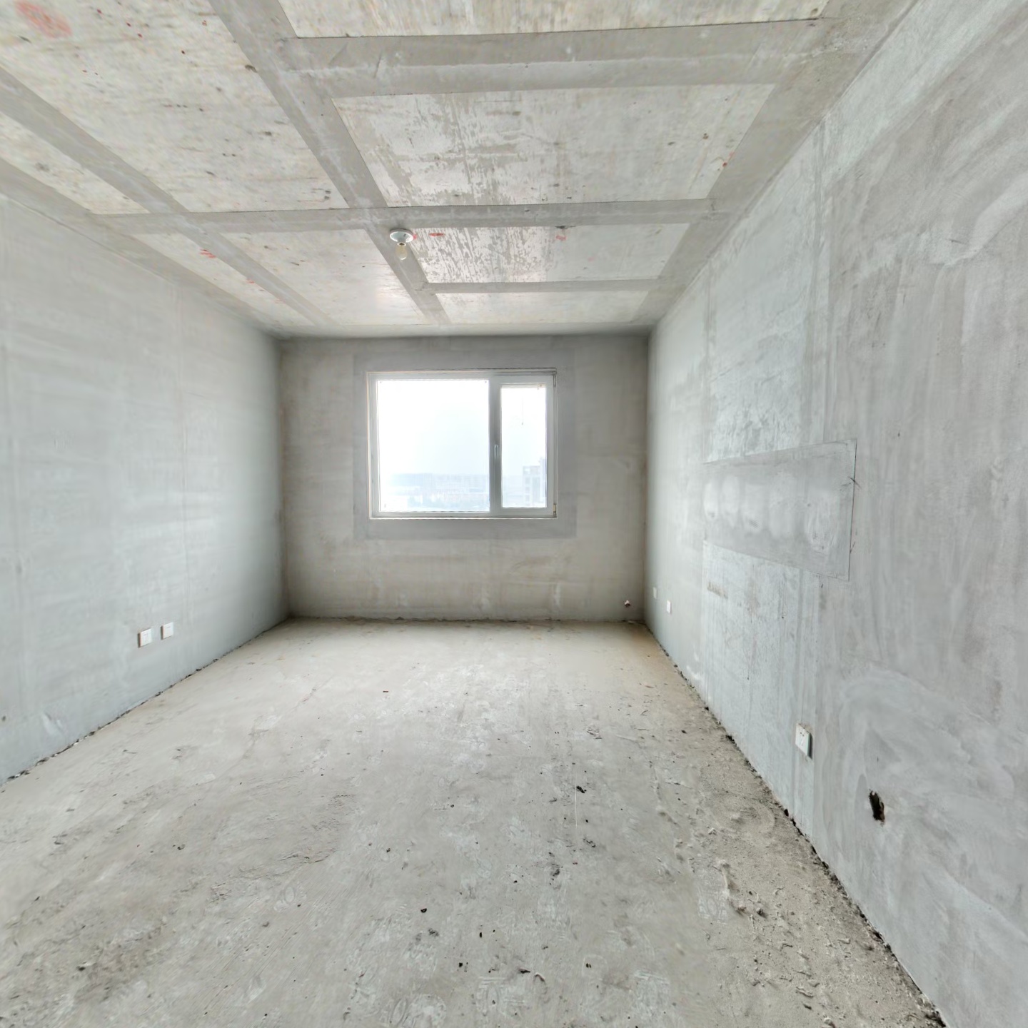 德信公园 朝南两居 中高楼层 采光好 交通便利