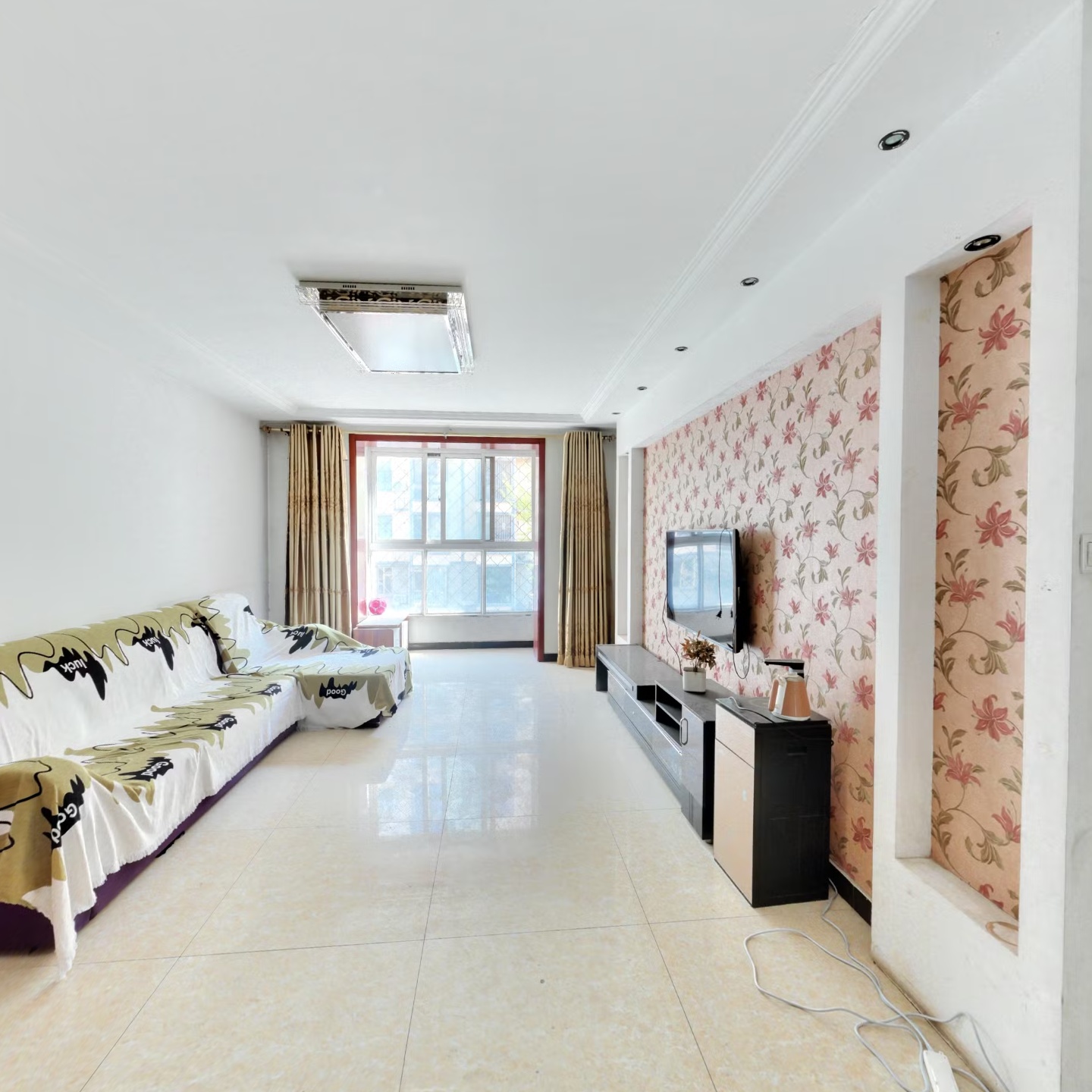 花园洋房社区  一梯两户 南北通透格局好