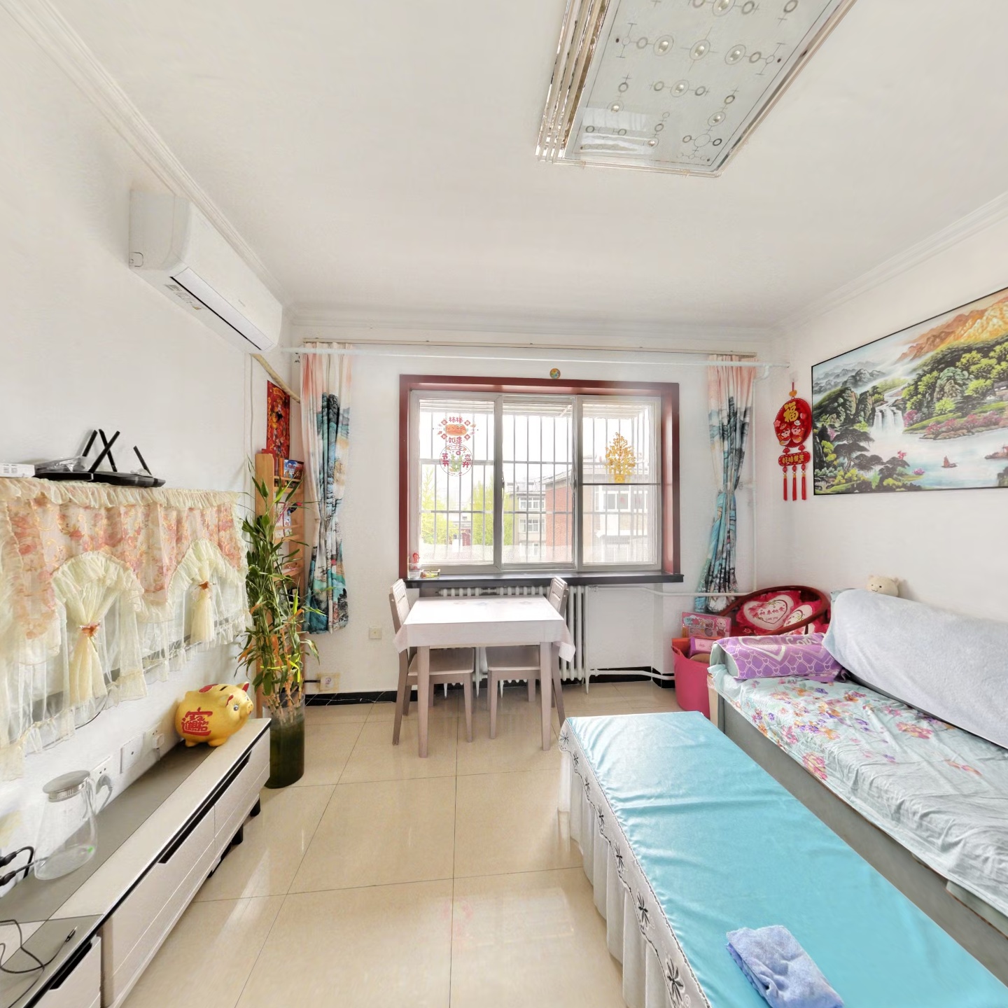 此房南北通透 采光好 购物方便 停车方便 上学方便