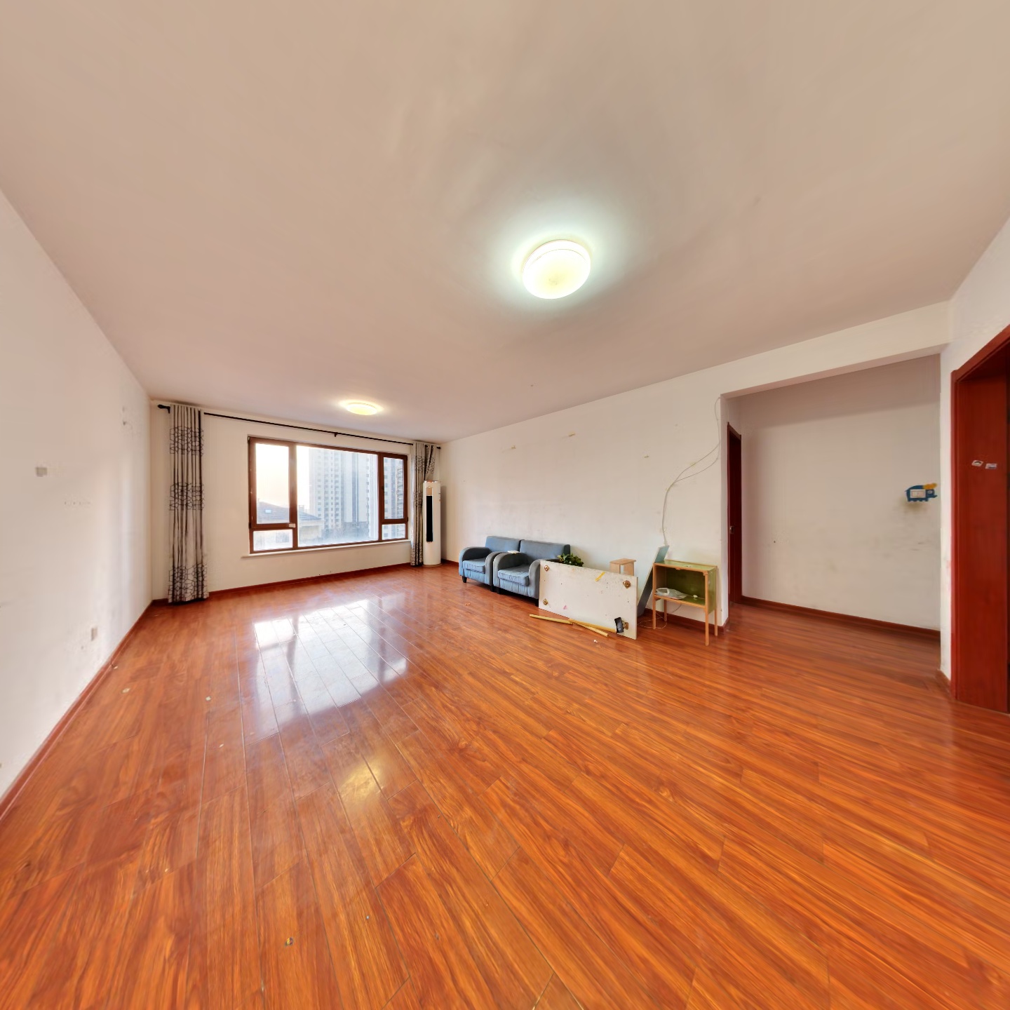 高铁新干线 3室2厅 南 北