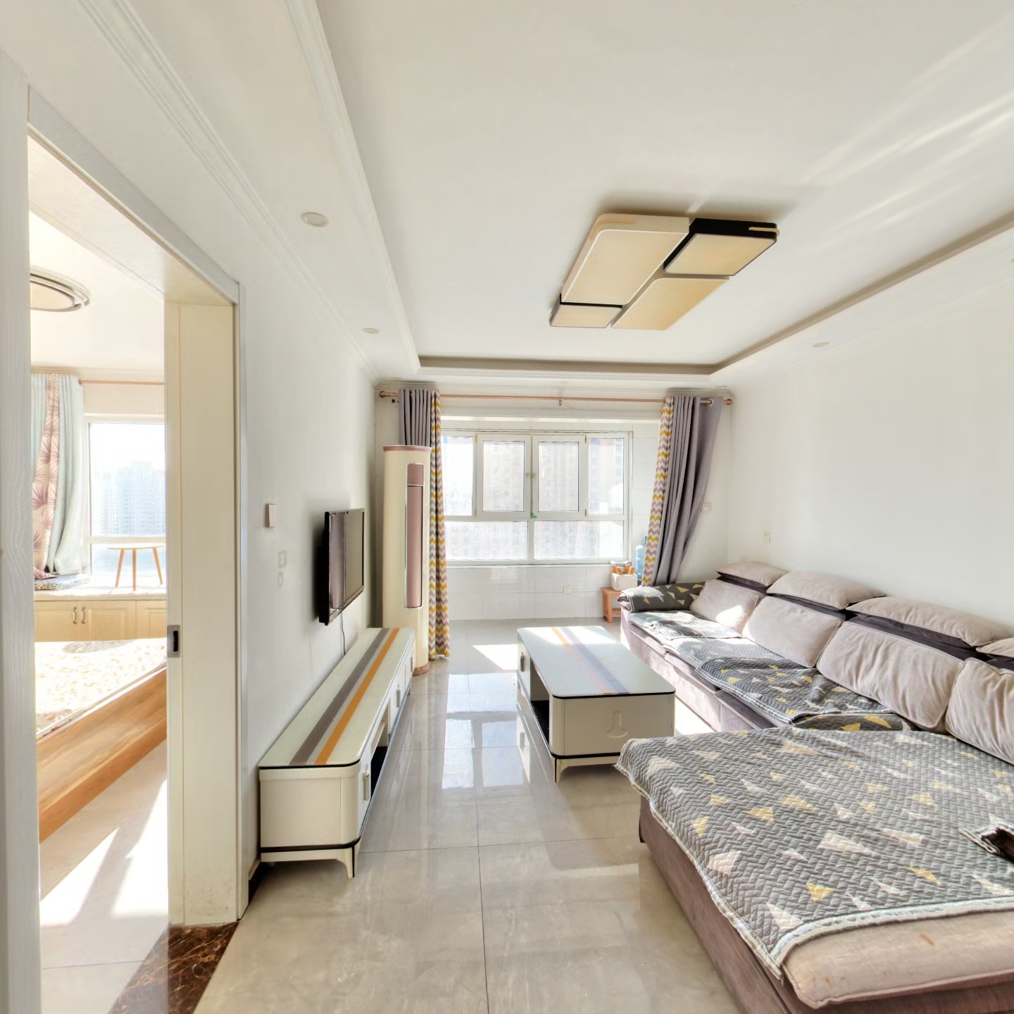 花园式社区全南两居室精装修可拎包入住