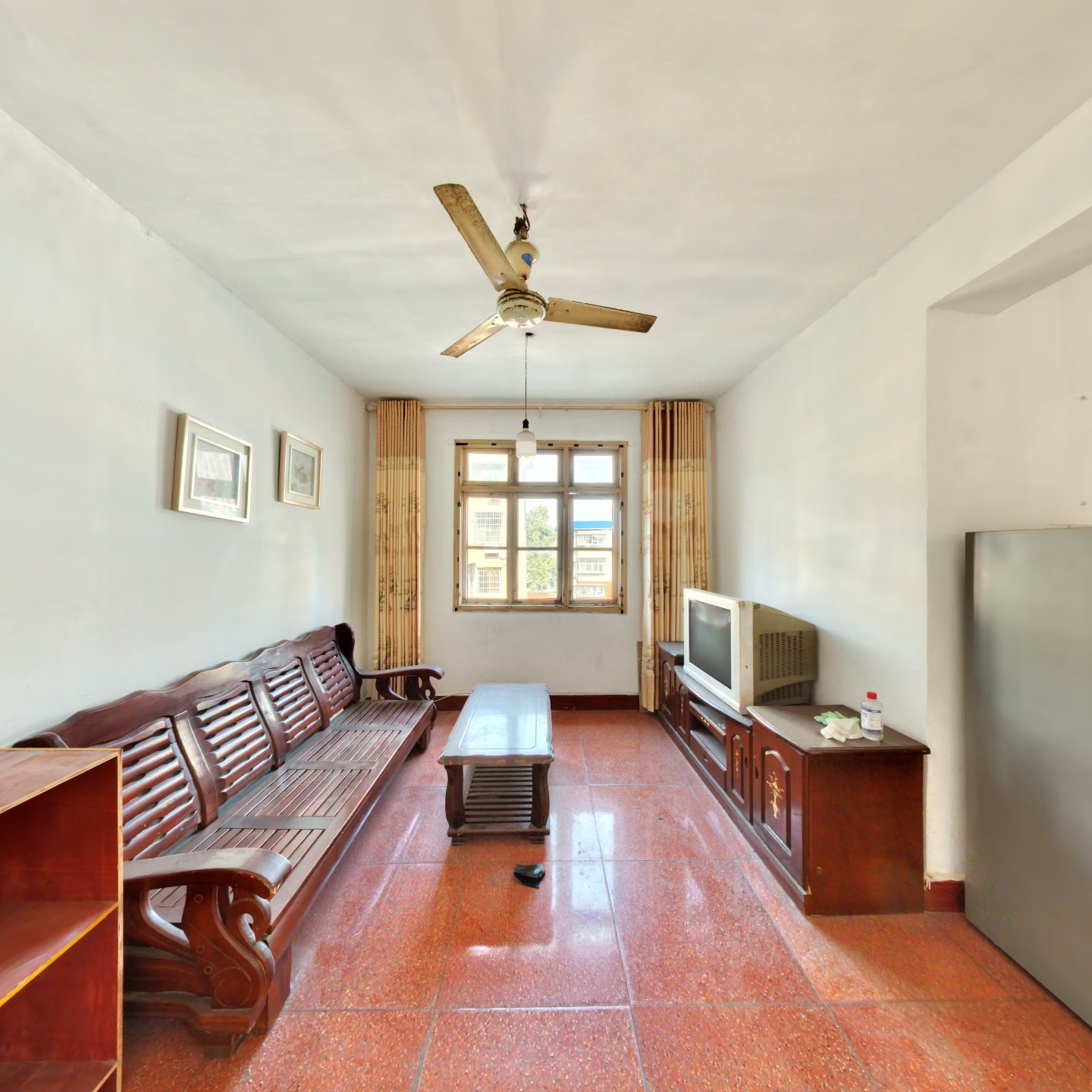 湘离小区 2室2厅 南 北