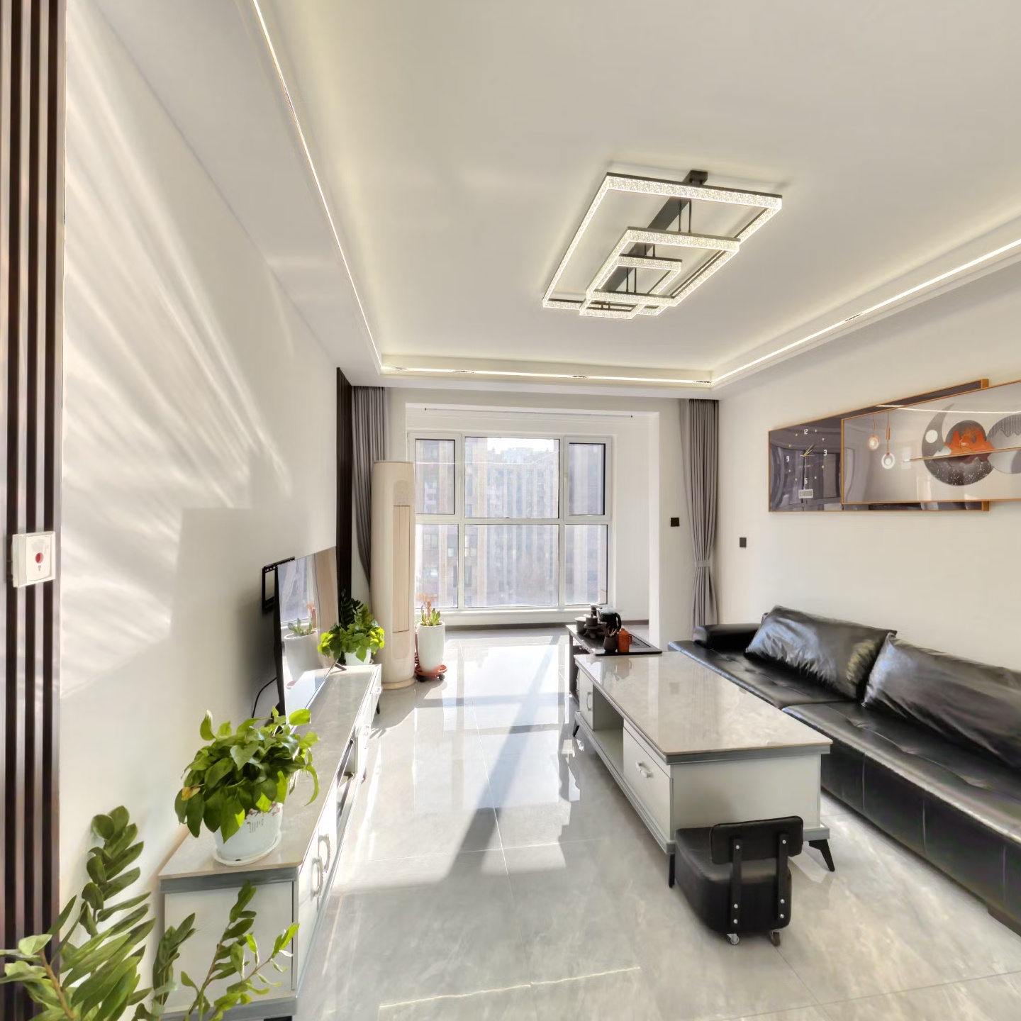 华融现代城 3室2厅 南 北