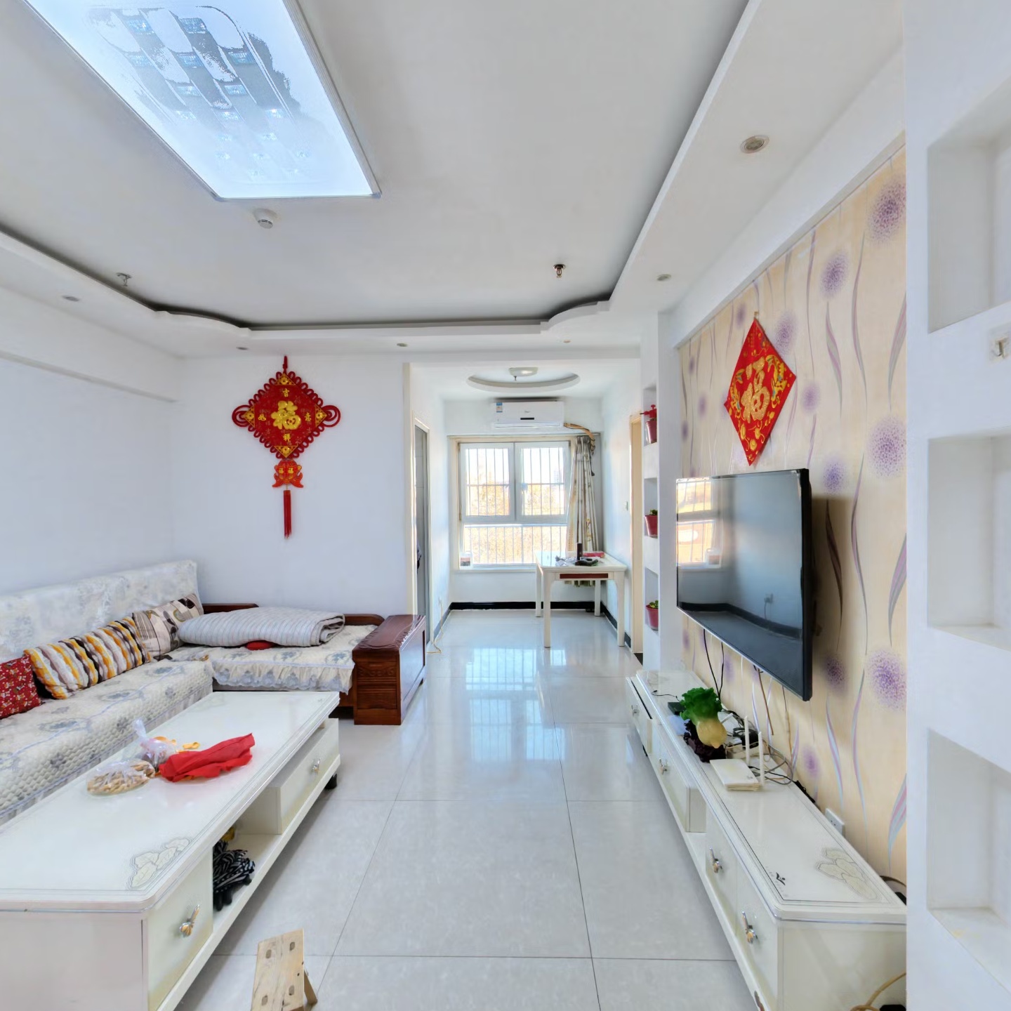 宜家旺商场，槐林菜市场，中医院，交通便利购物方便