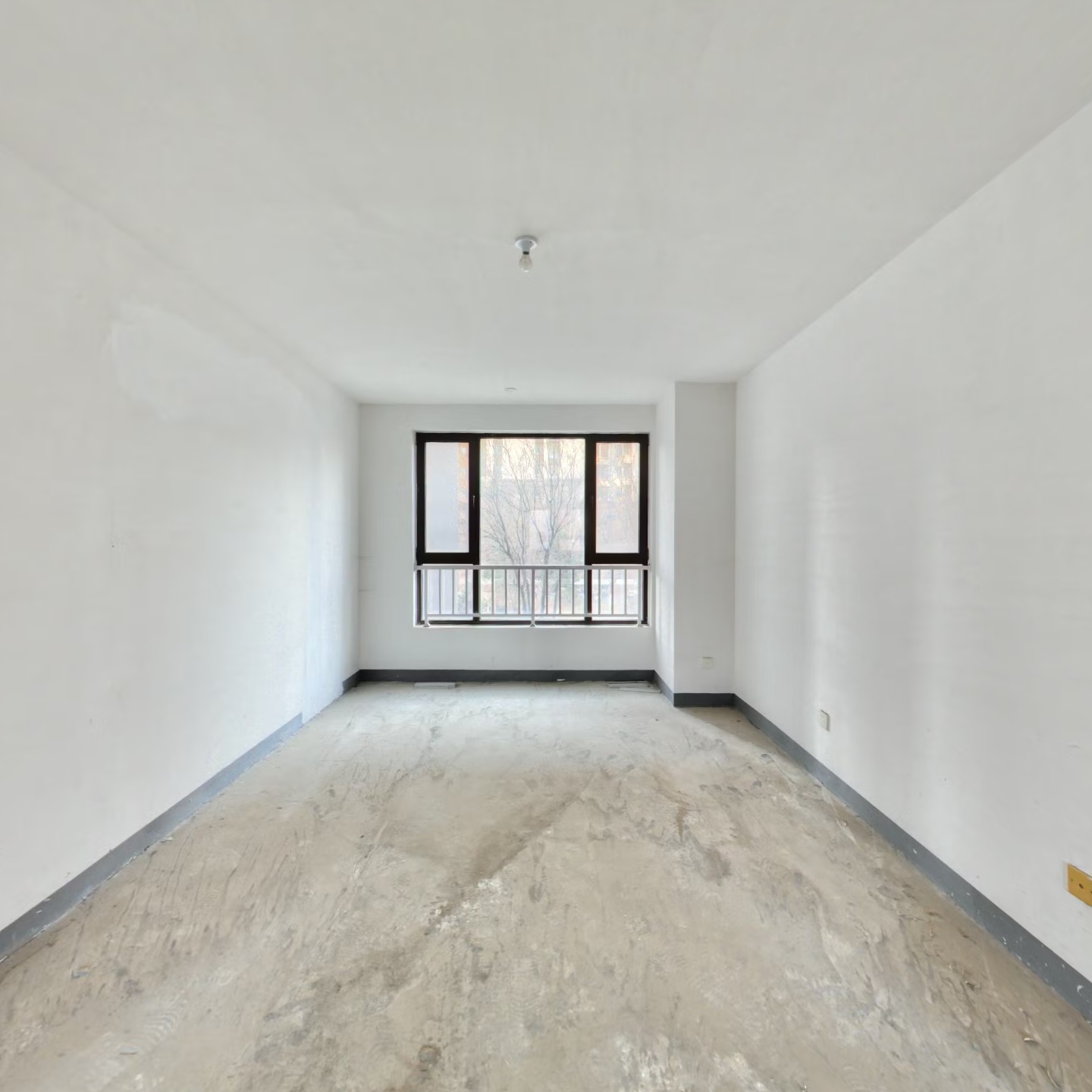 南北向的户型，采光好，户型好，视野好