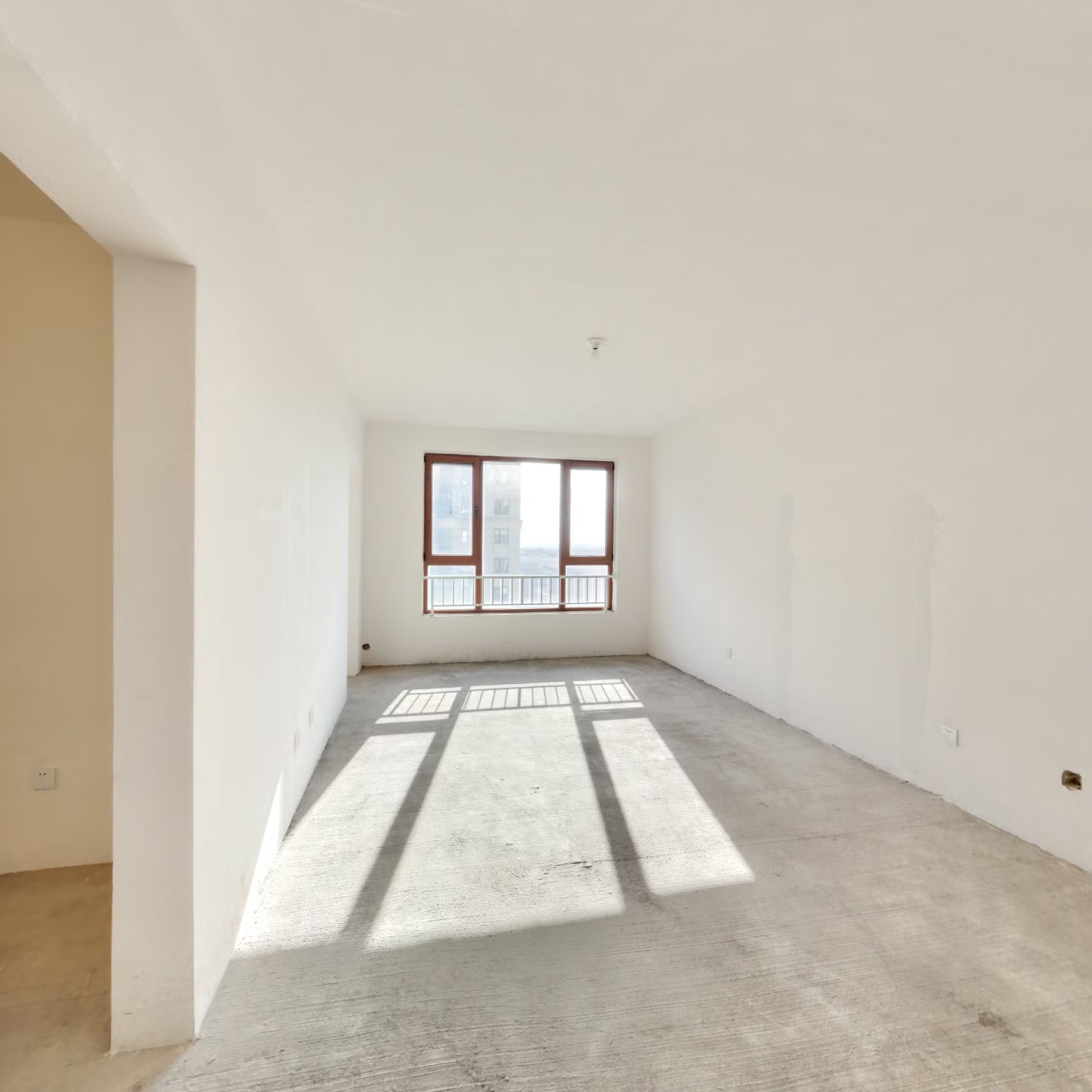 高铁新干线 3室1厅 南