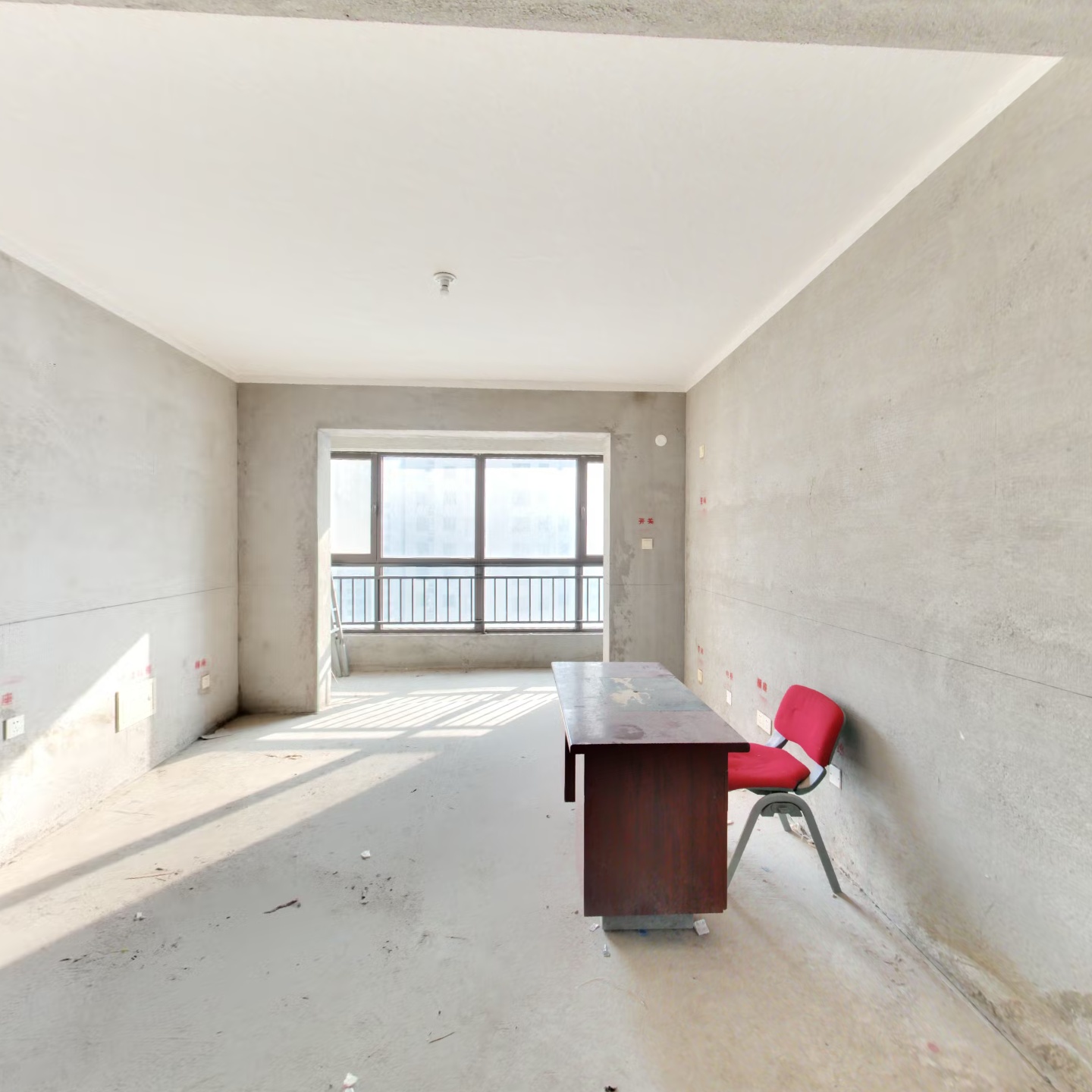 南北通透三居，样板间户型 户型方正