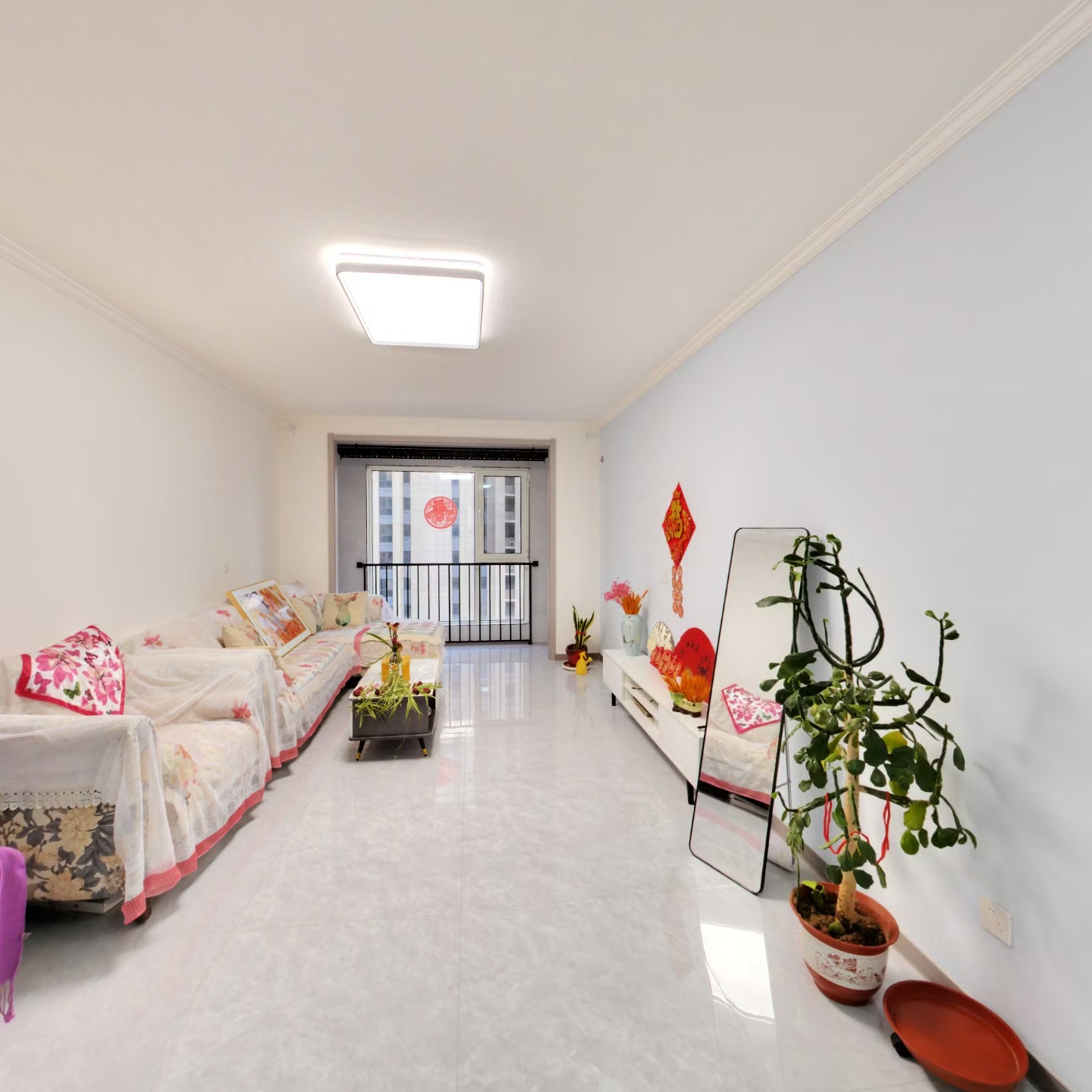 南北通透三居室中间楼层采光充足视野开阔