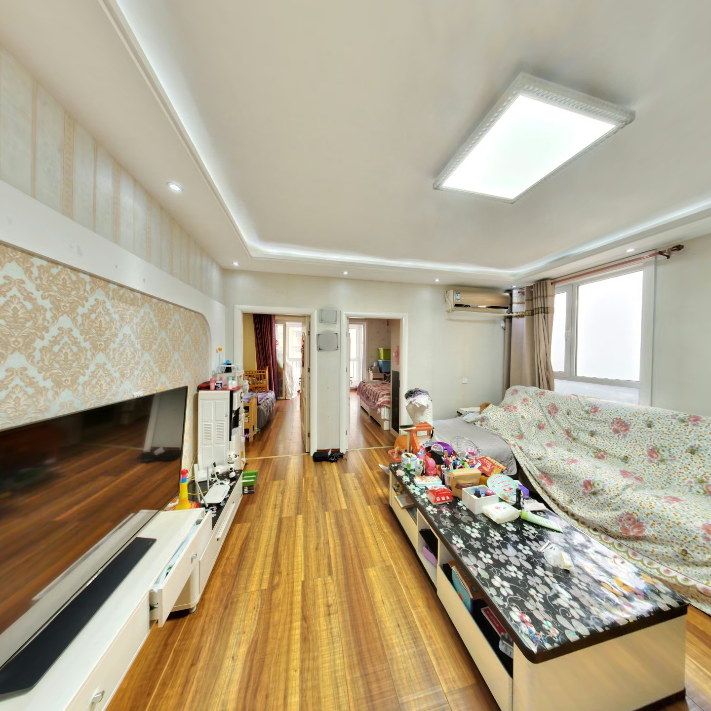 朝阳两居 楼层好 房本满五不唯一，采光好 可看房