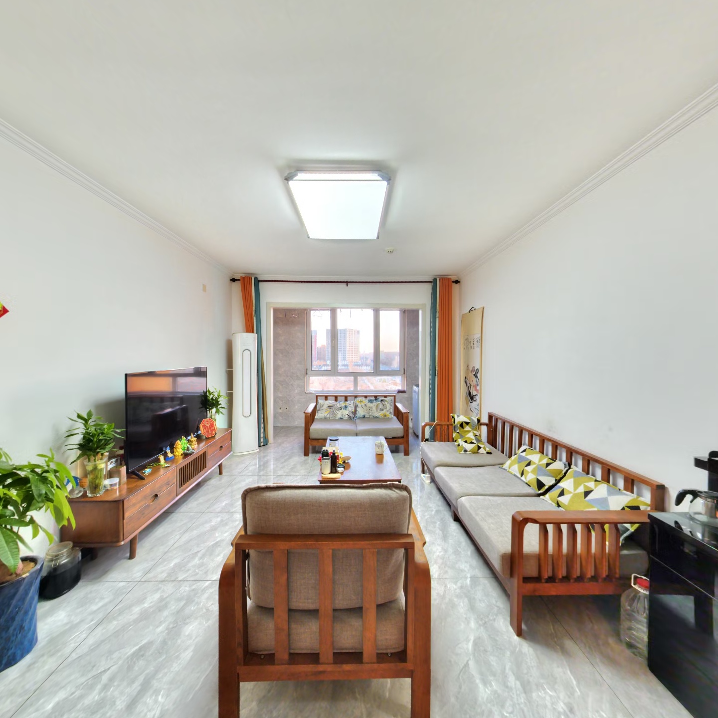 精装三居  房本满二   南北通透