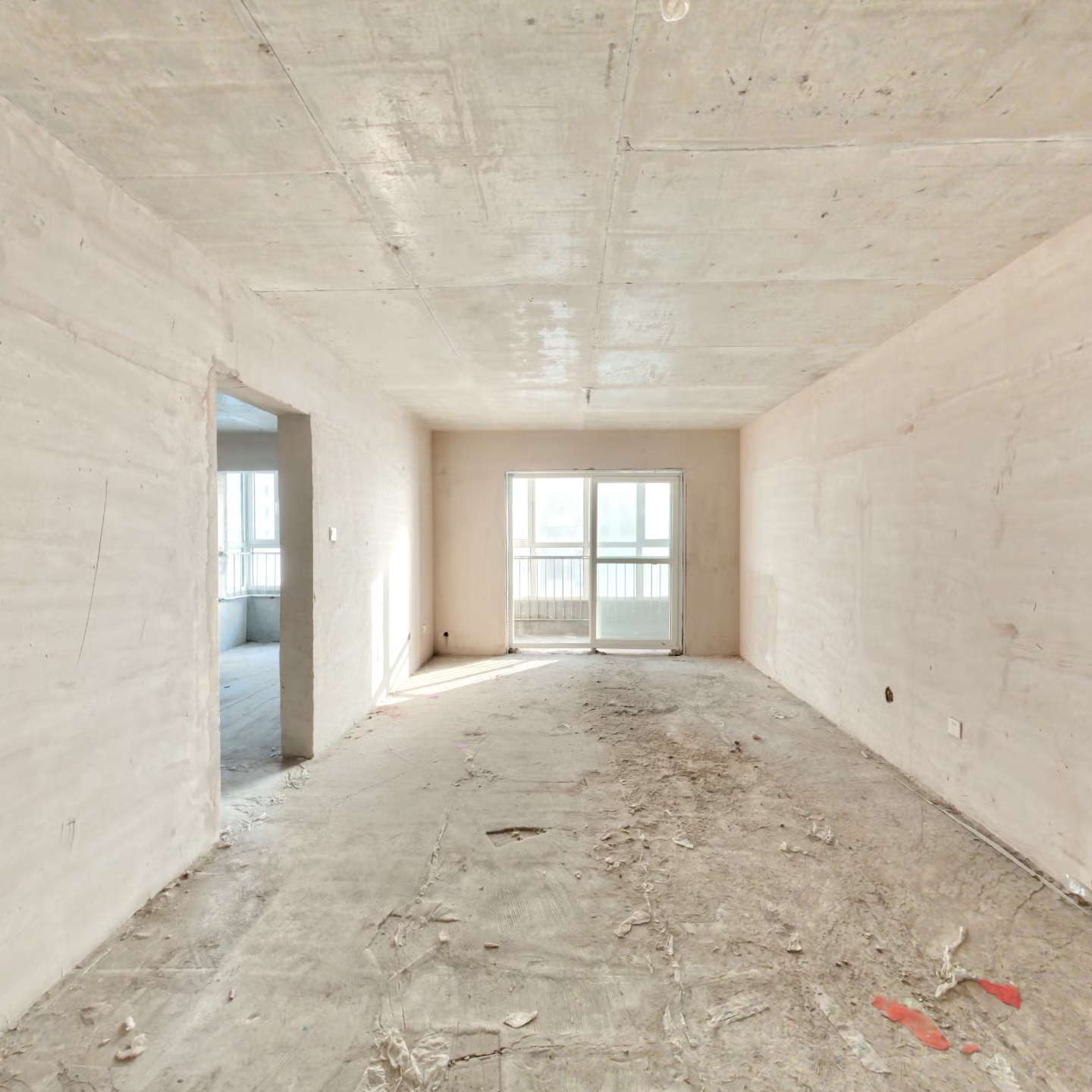 全南向大两居 业主诚心卖 配 合度高 小区临德信公园