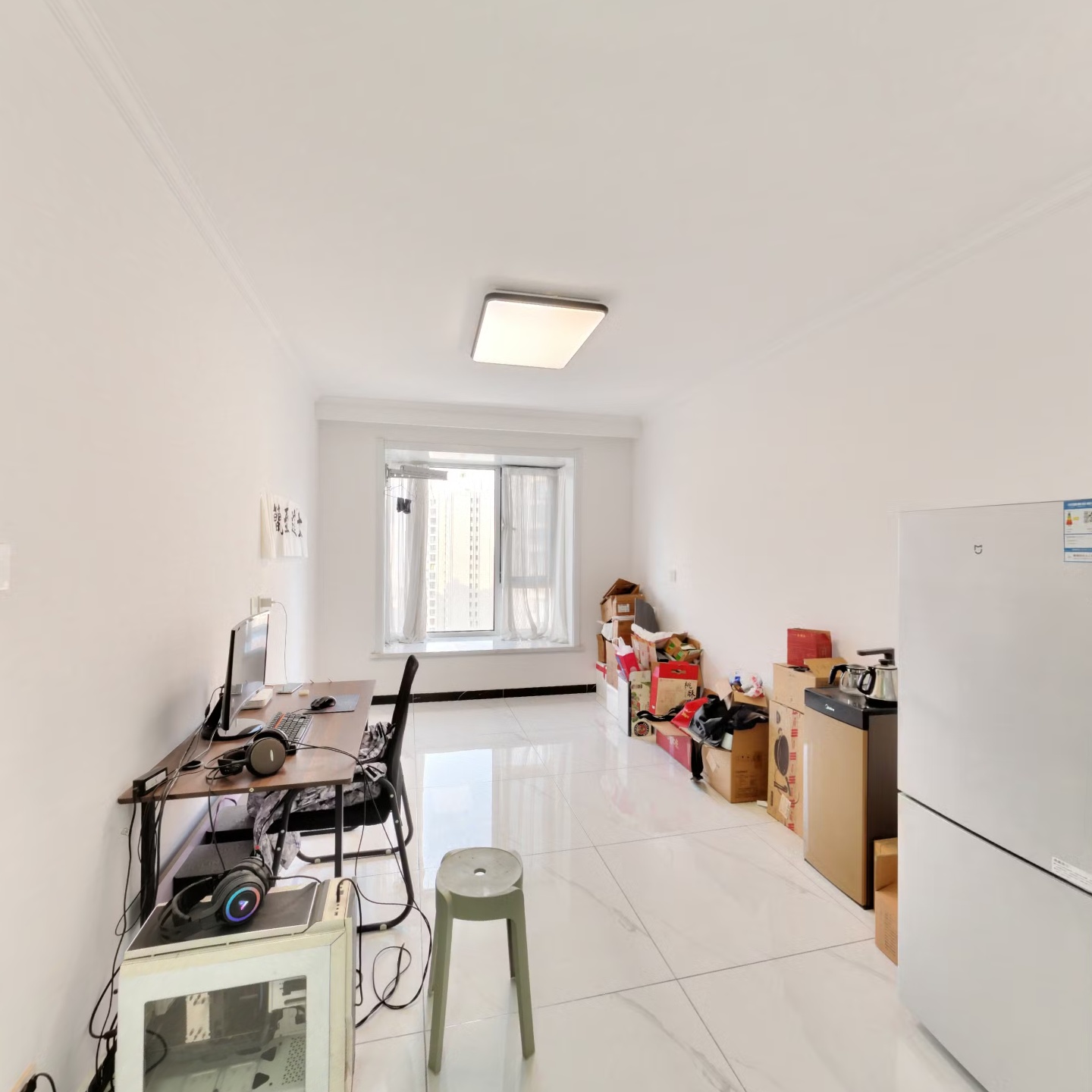 华阳路 精装自住两居 房本满 中高楼层