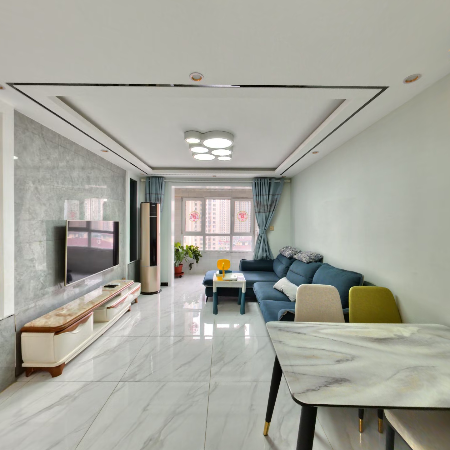 南北通透精装修 ，一梯两户，带车位