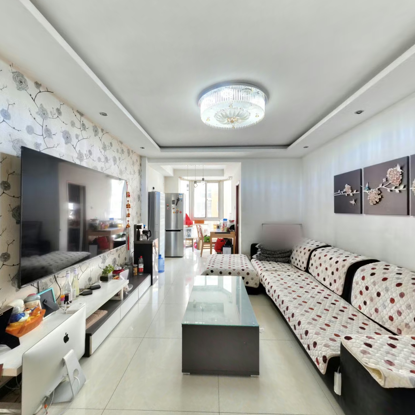 德信公园旁 名流五期 两居南北通透户型， 集体供暖