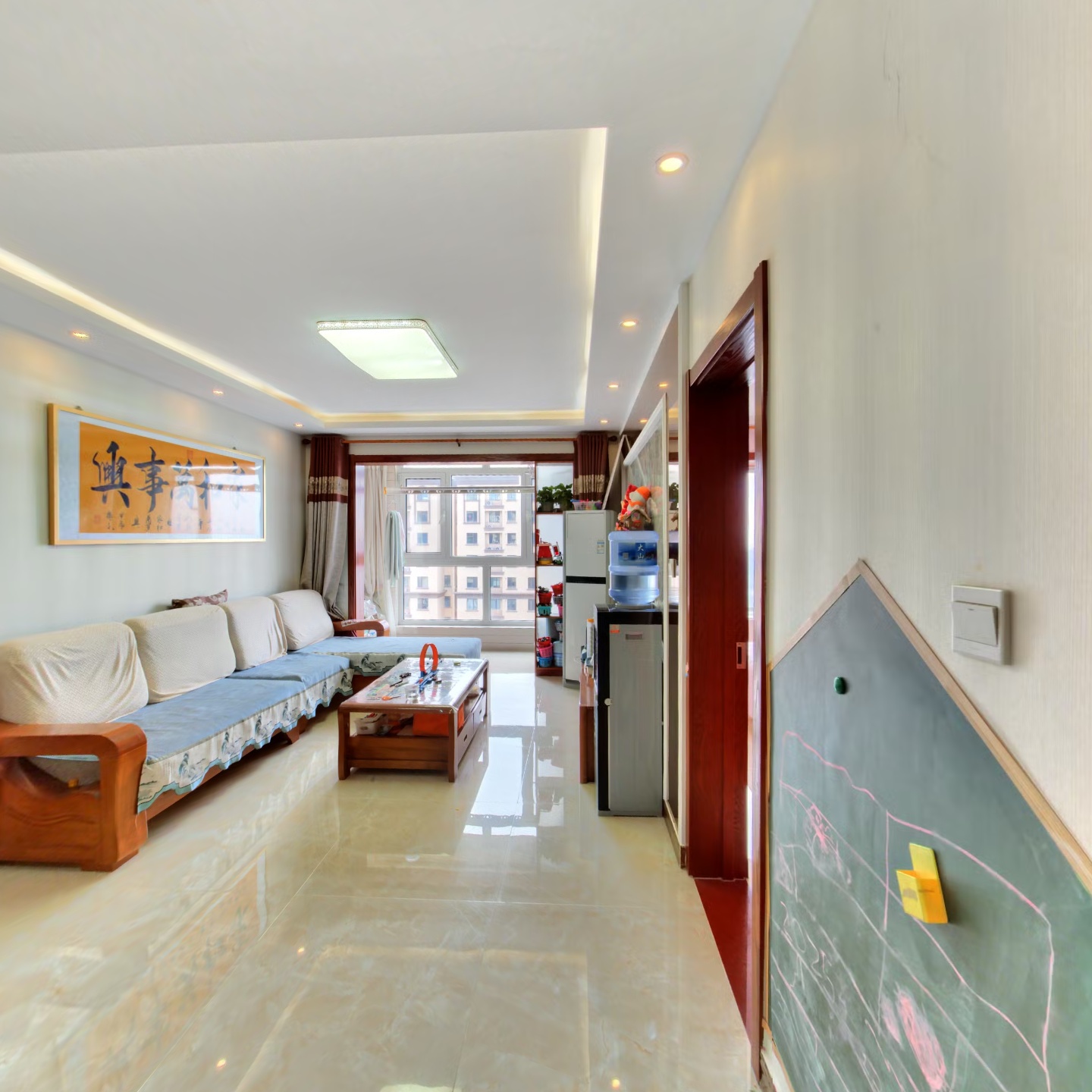 人车分流 精装修高楼层 民水民电，拎包入住