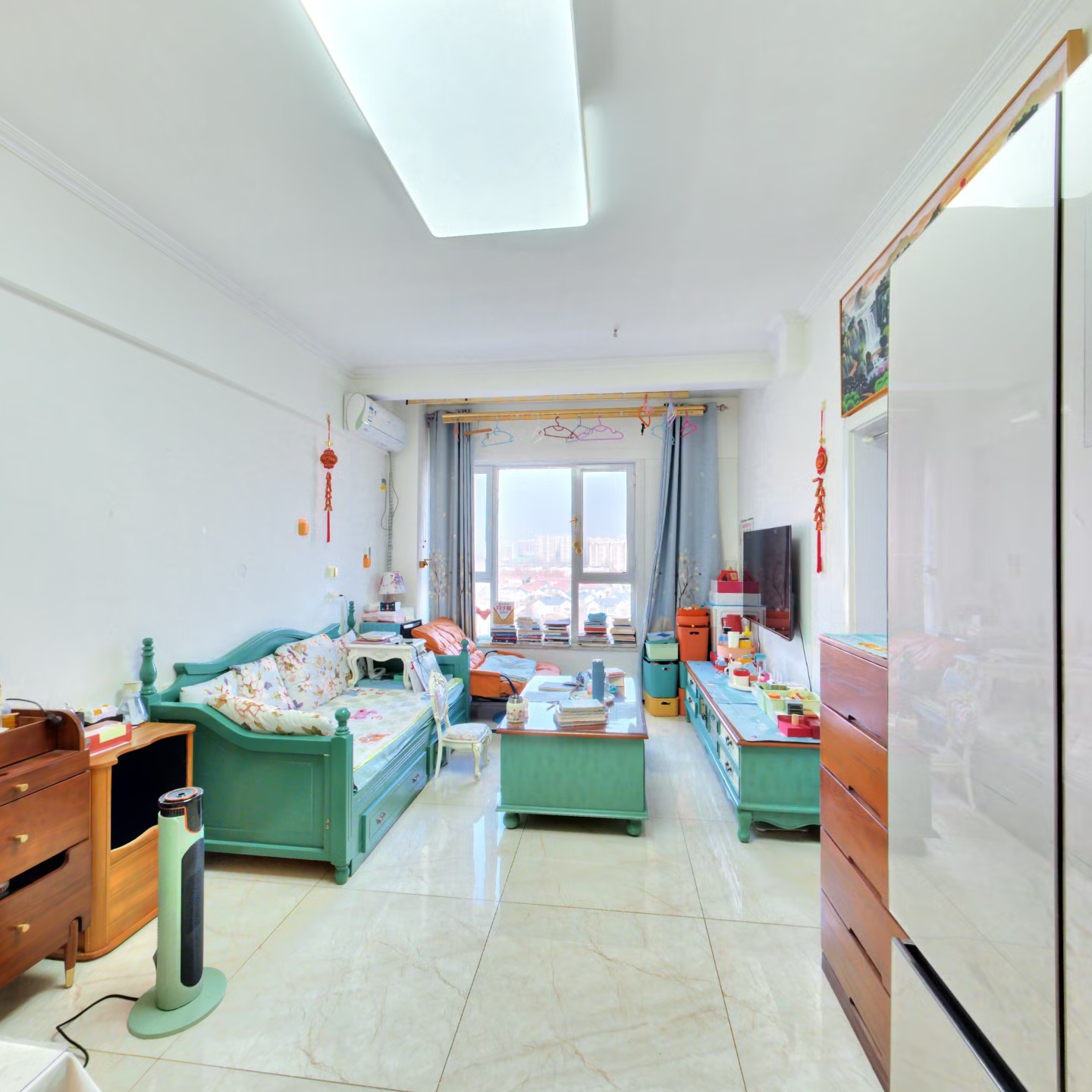 交通便利，精装修，税费低，配套齐全